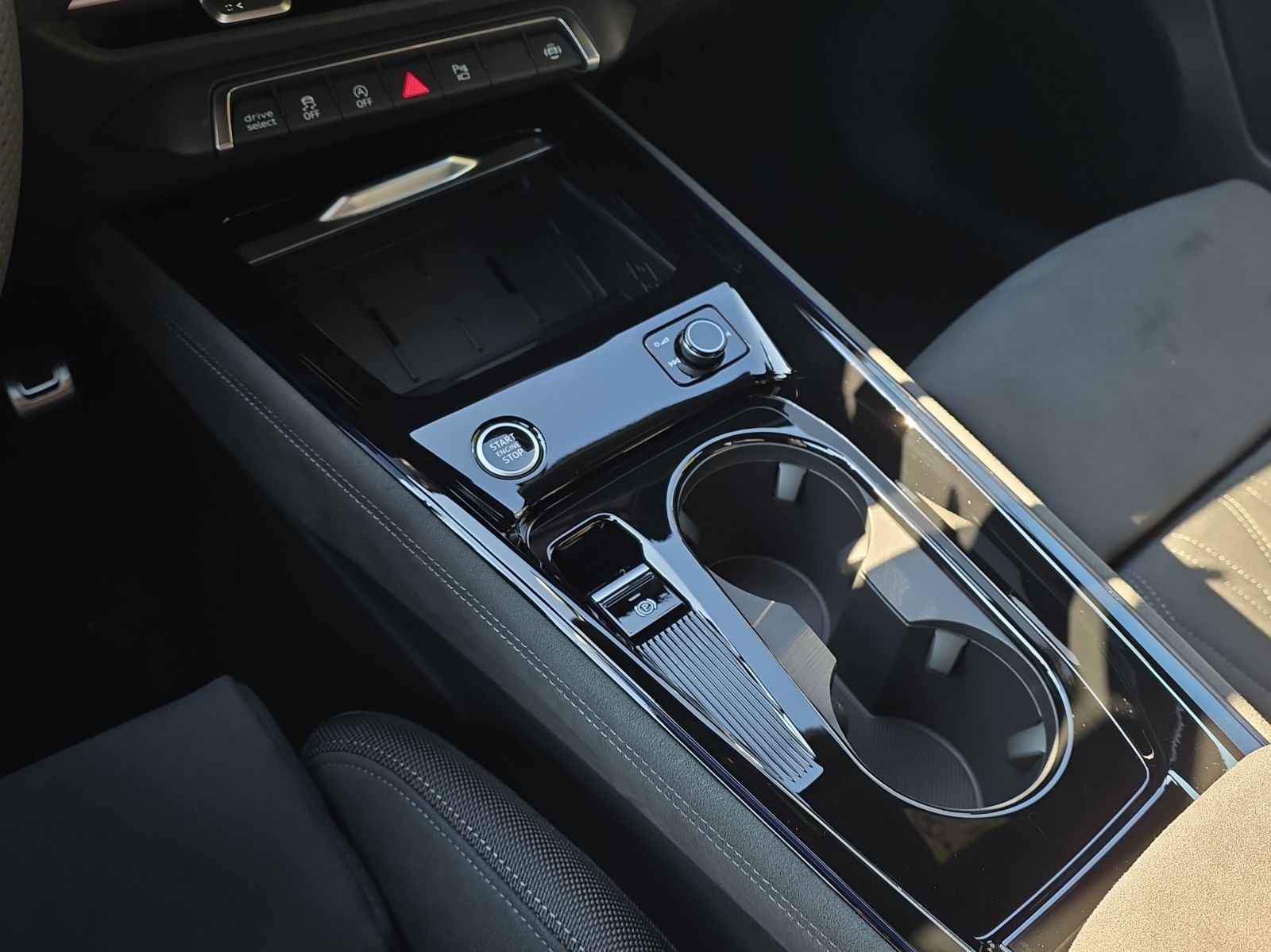 AUDI Q3 Sportback TFSI quattro 195 kW S tronic-image-13