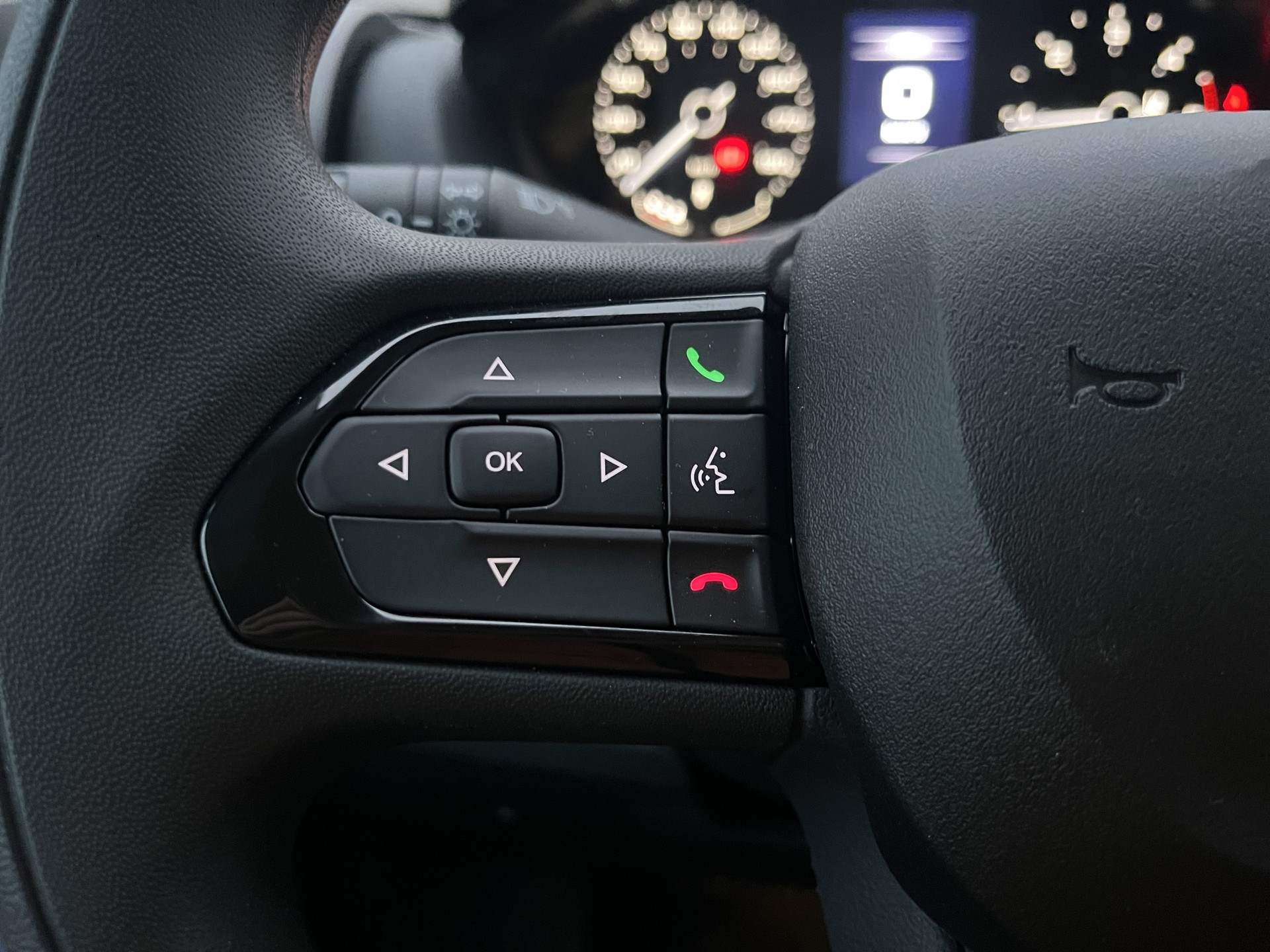 CITROEN Jumper 35 2.2 BlueHDi 140 L2H2 *Navigation, AHK, Rückfahrkamera, 2 Schiebetüren*-image-11