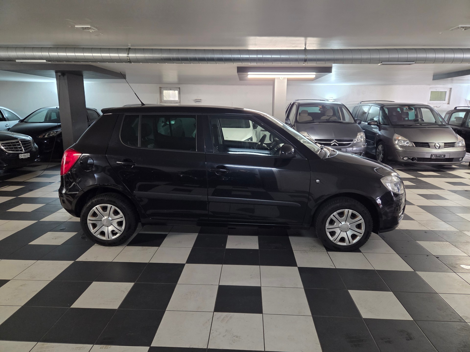 SKODA Fabia 1.2 Entry-image-5