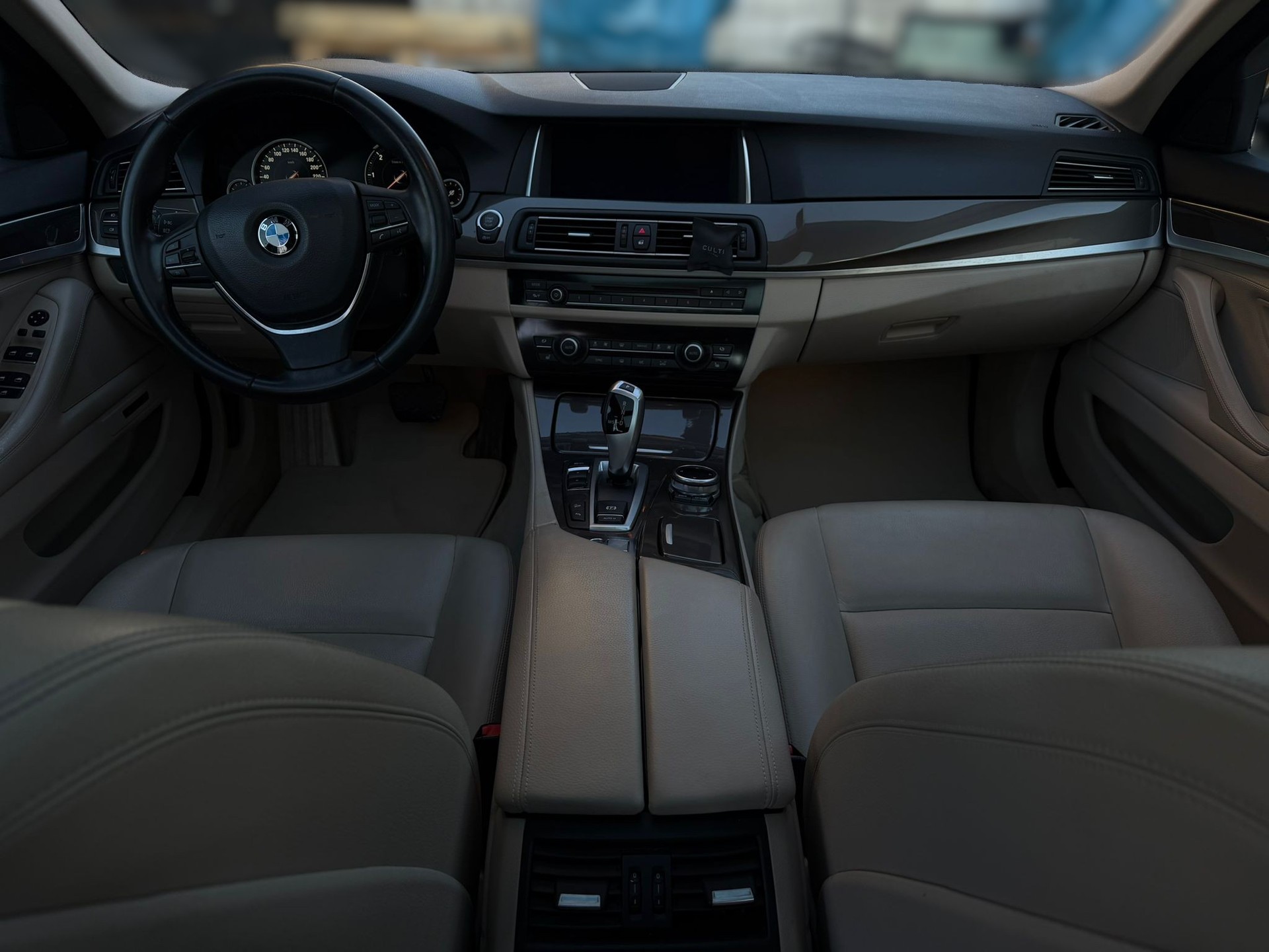 BMW 535d Touring xDrive Steptronic-image-7