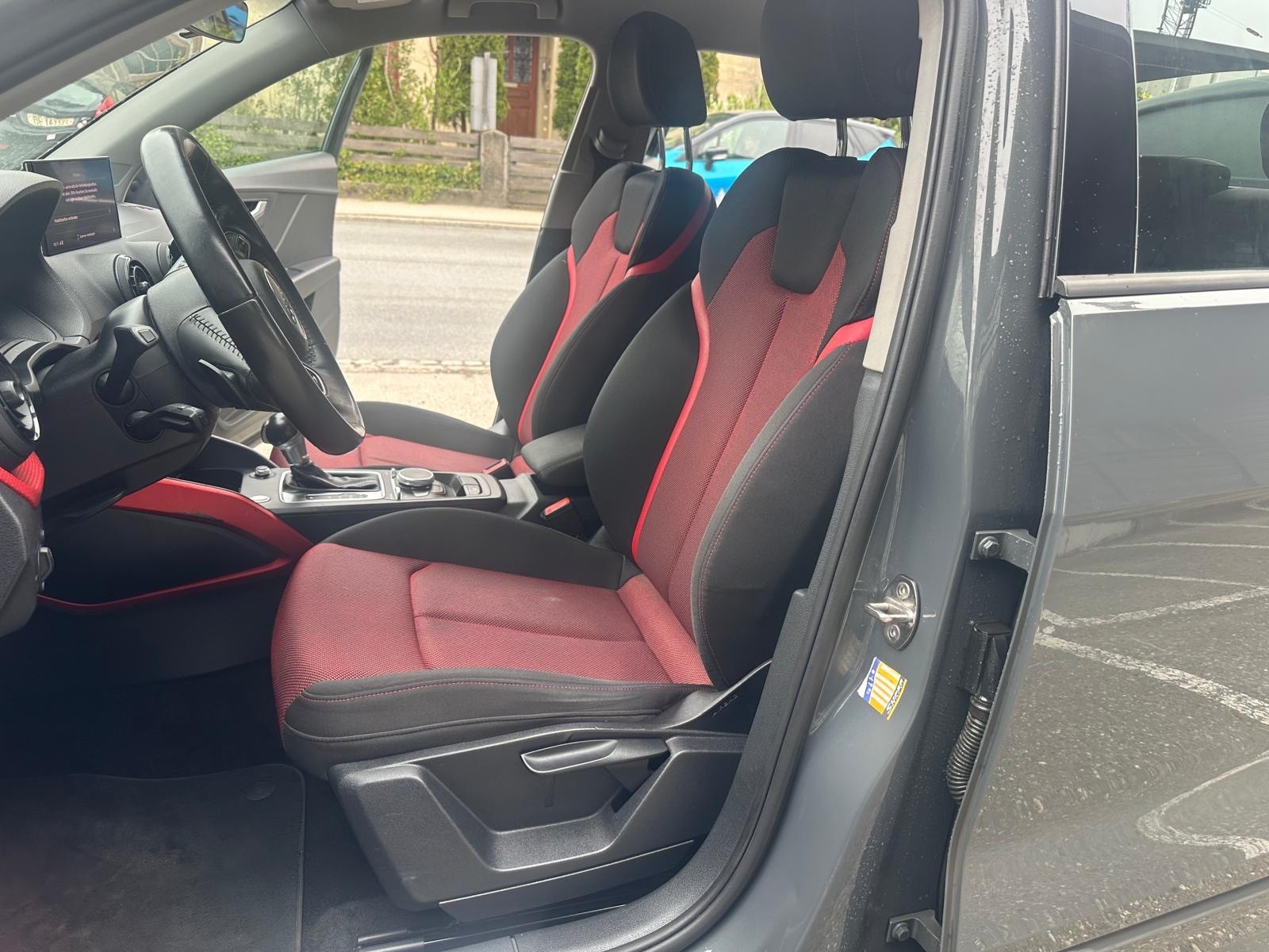 AUDI Q2 1.4 TFSI sport S-tronic-image-9