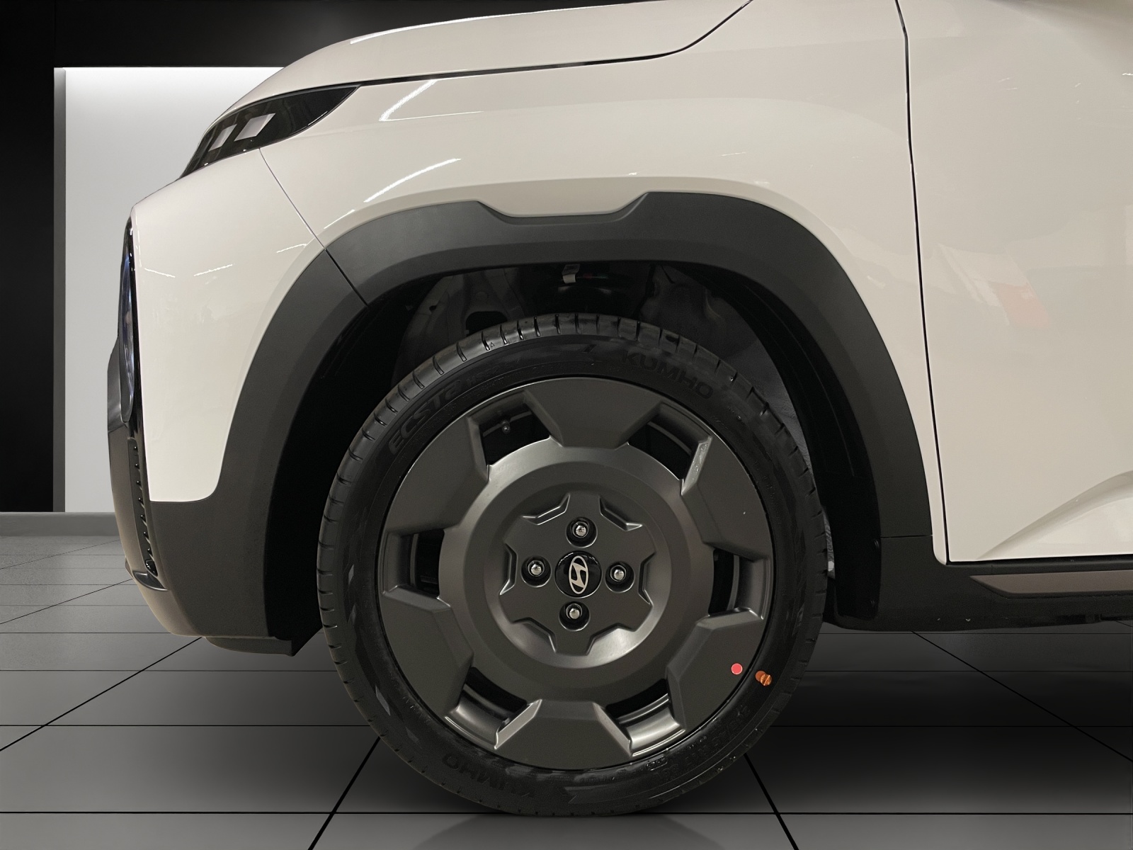 HYUNDAI Inster 49kWh Vertex Cross-image-4