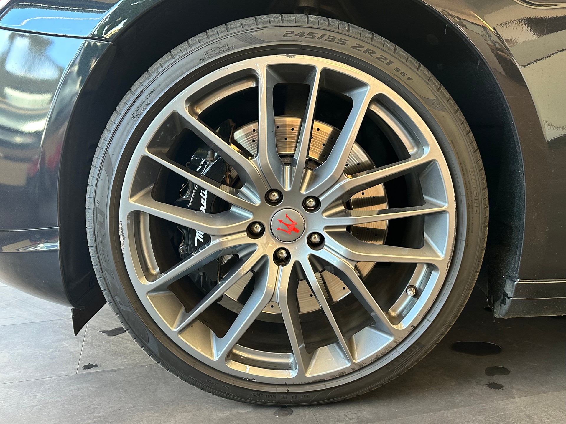 MASERATI Quattroporte 3.8 V8 DI Biturbo GTS Automatica-image-17