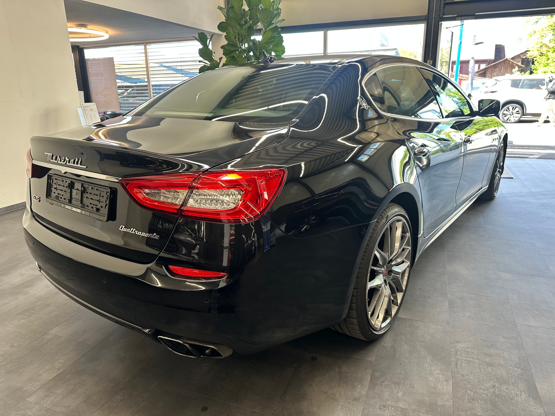MASERATI Quattroporte 3.8 V8 DI Biturbo GTS Automatica-image-4