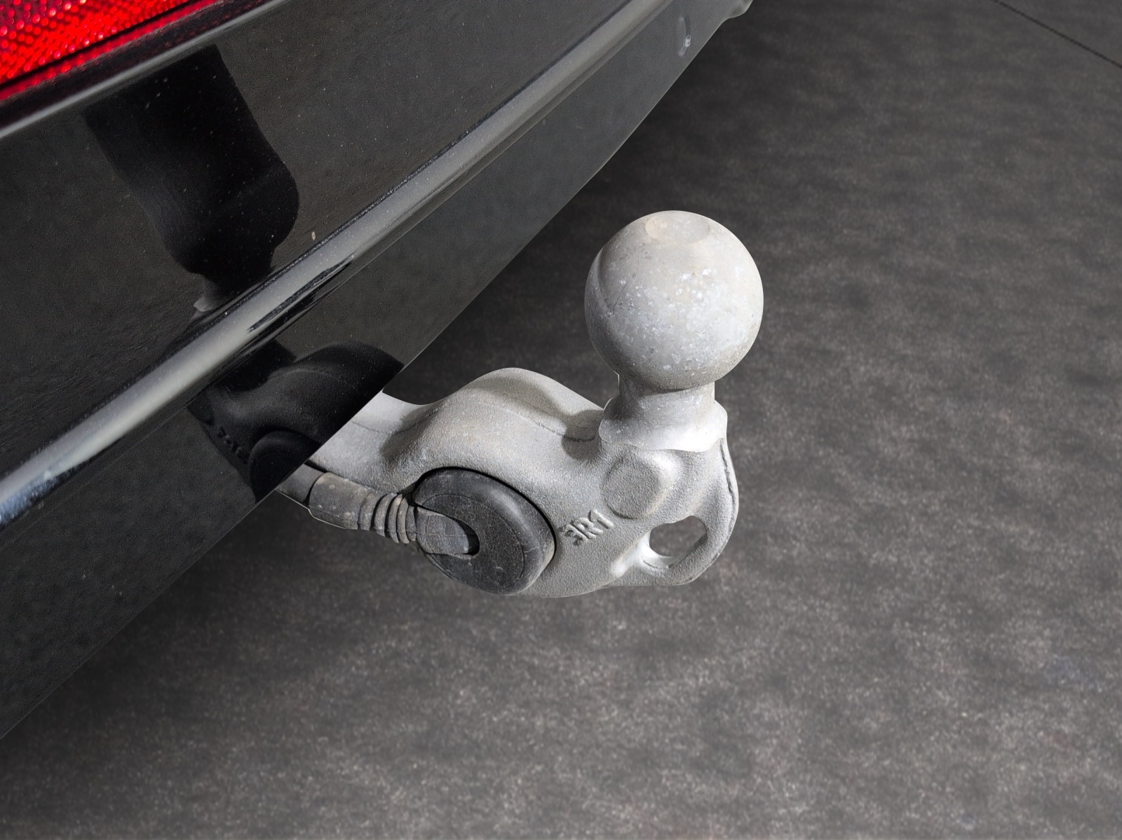 VW Tiguan 2.0TSI R-Line 4Motion DSG-image-14