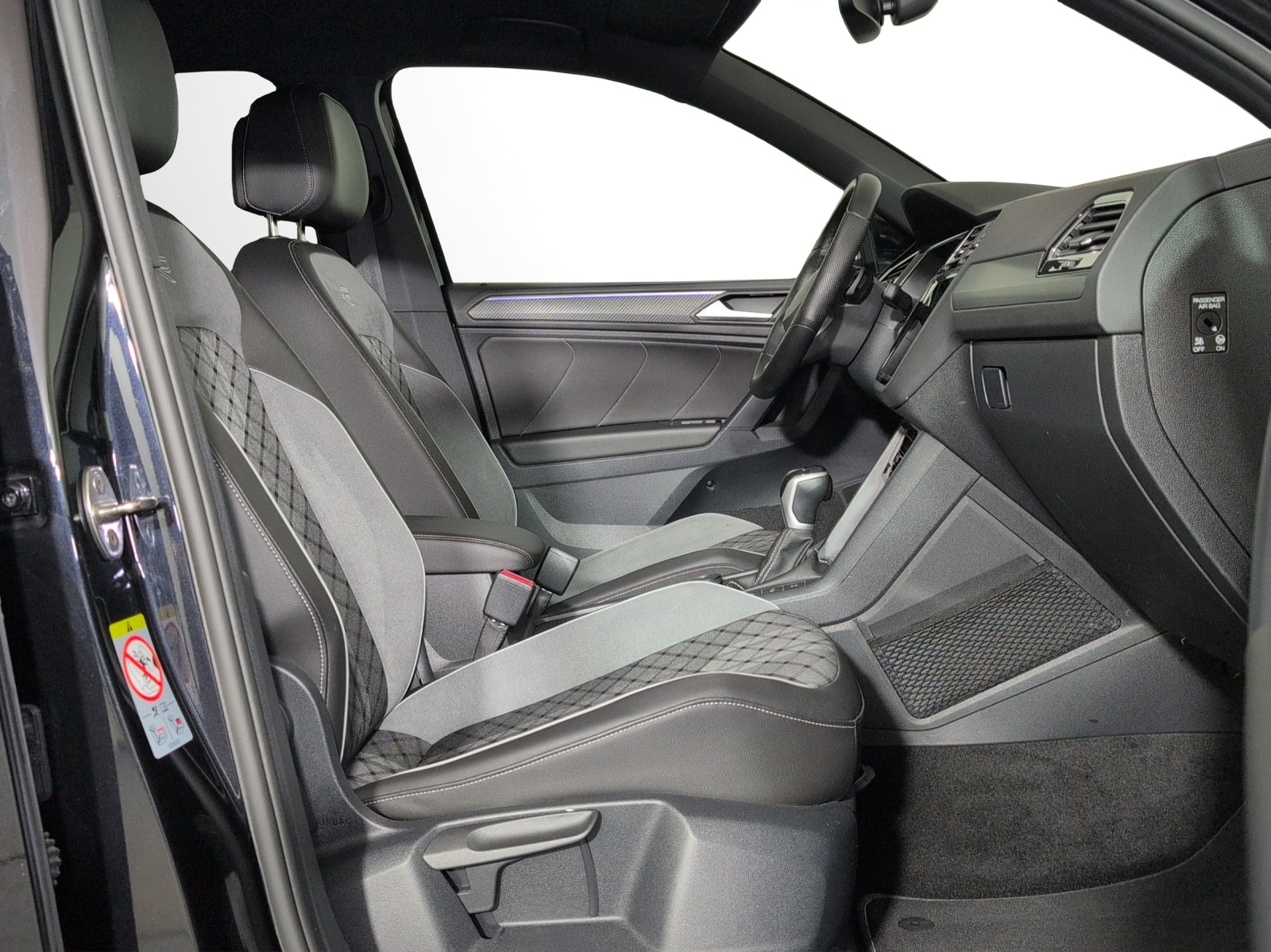 VW Tiguan 2.0TSI R-Line 4Motion DSG-image-6