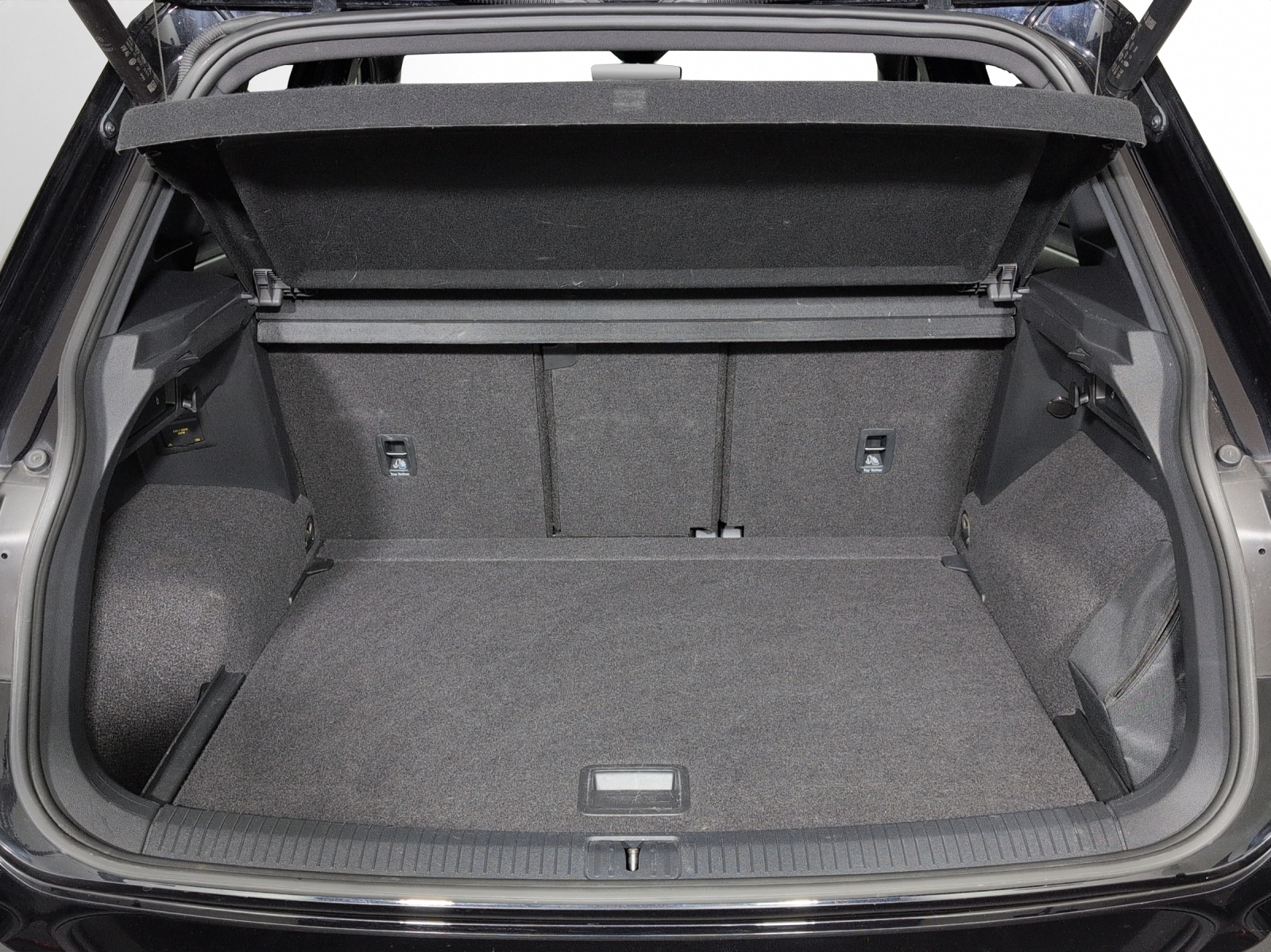VW Tiguan 2.0TSI R-Line 4Motion DSG-image-8