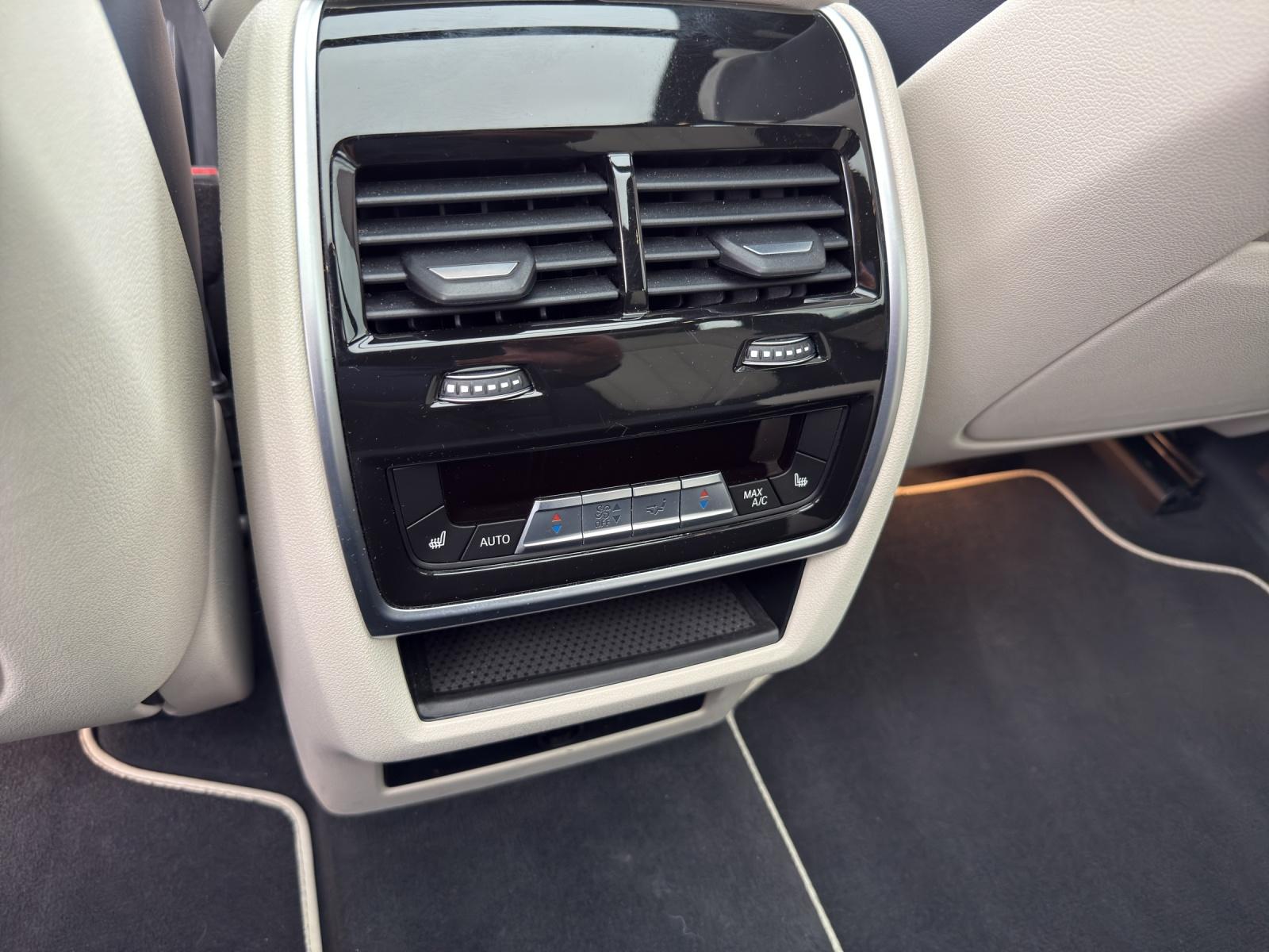 BMW X5 xDrive45e-image-18