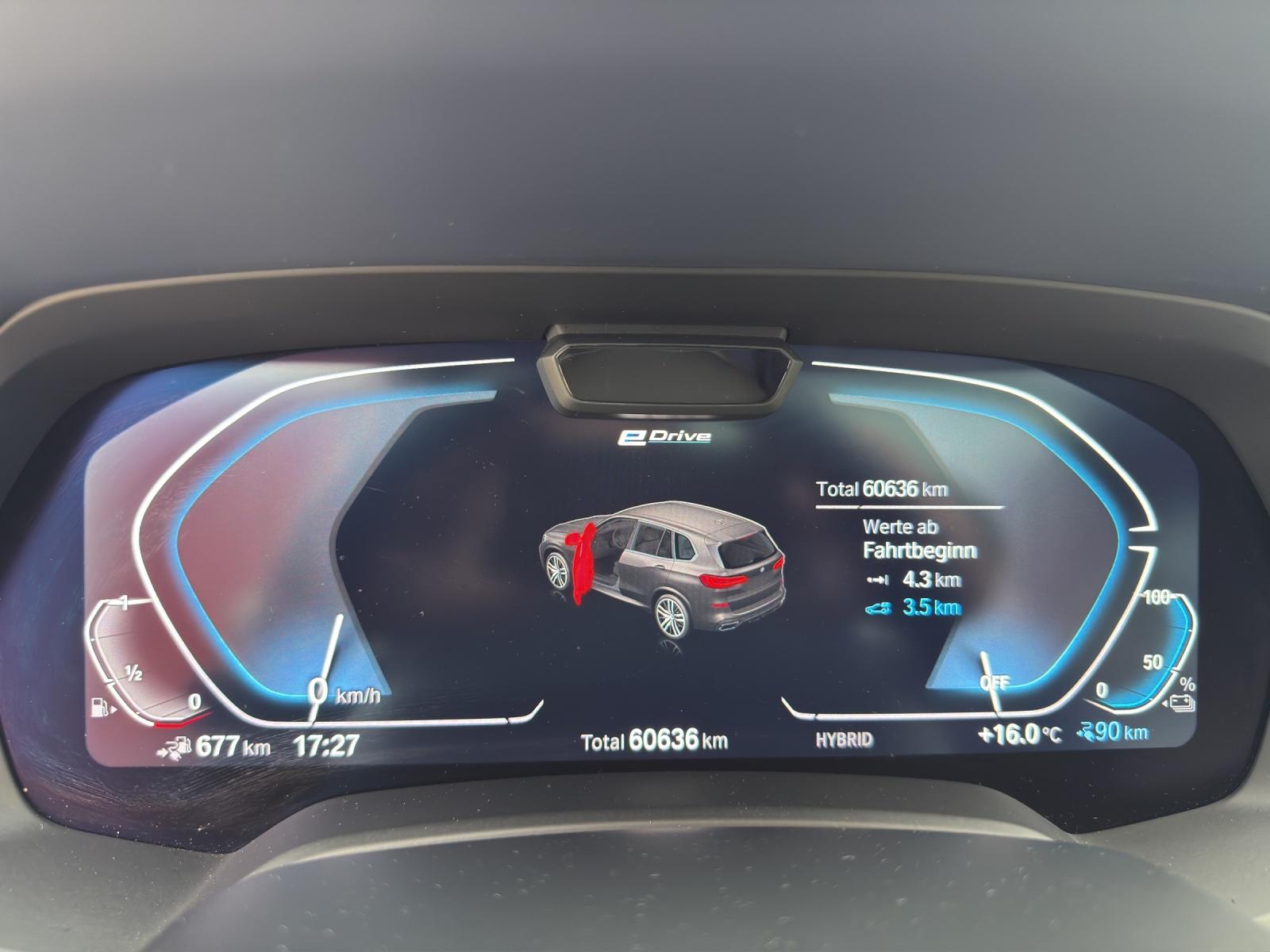 BMW X5 xDrive45e-image-15