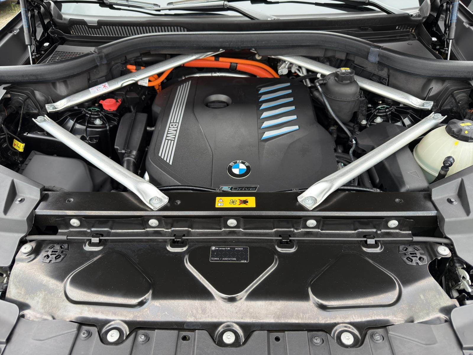 BMW X5 xDrive45e-image-19