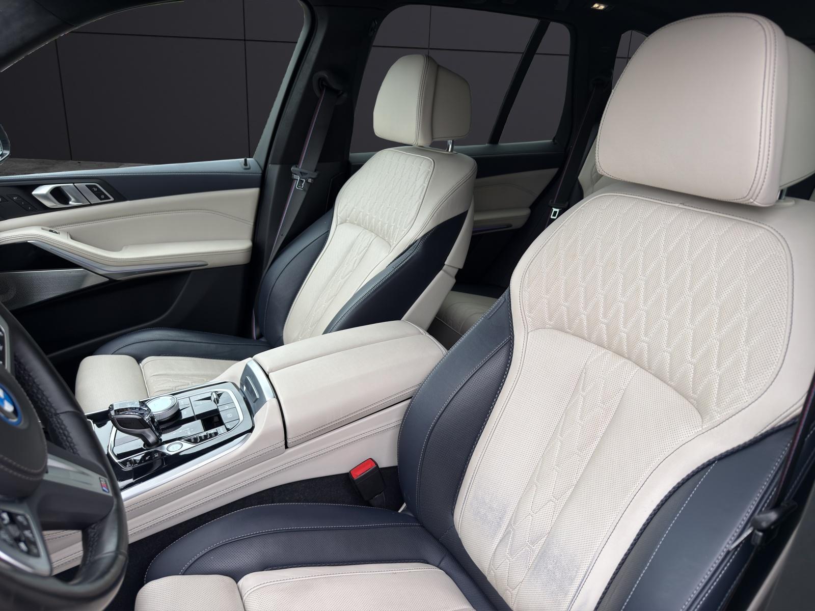BMW X5 xDrive45e-image-1
