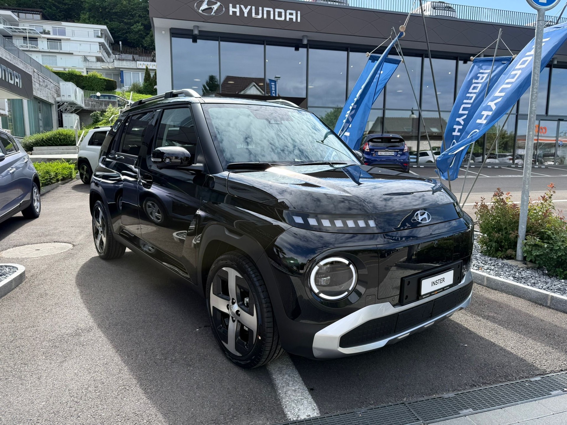 HYUNDAI Inster 49kWh Vertex-image-2