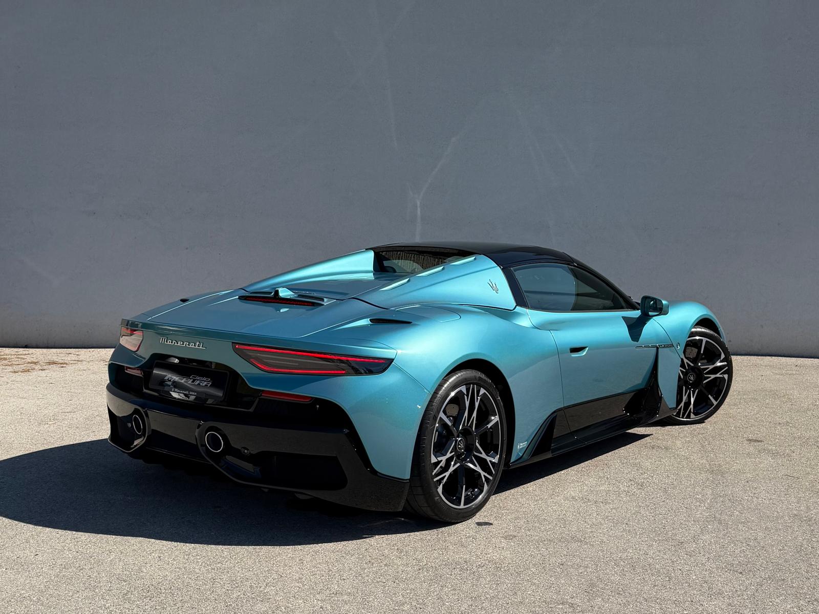 MASERATI MC PURA CIELO-image-3