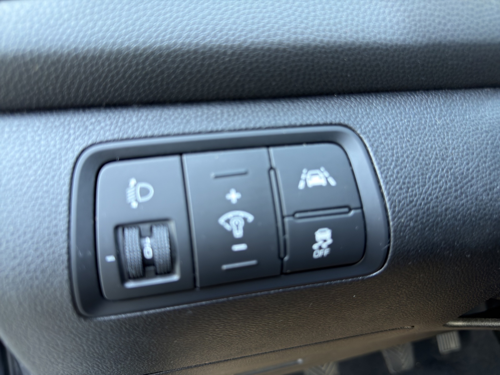 HYUNDAI i20 1.0 T-GDi Amplia-image-22