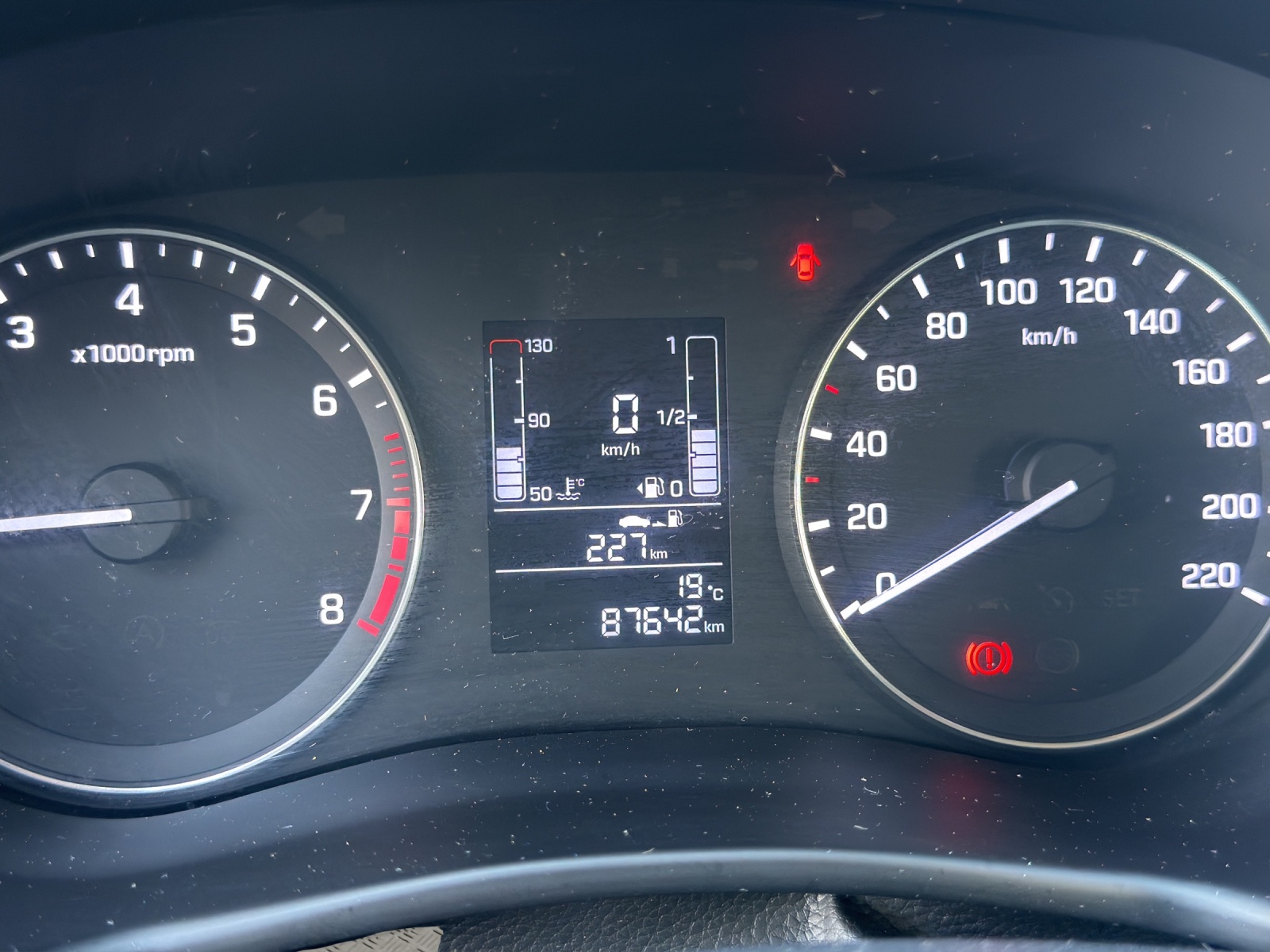 HYUNDAI i20 1.0 T-GDi Amplia-image-10