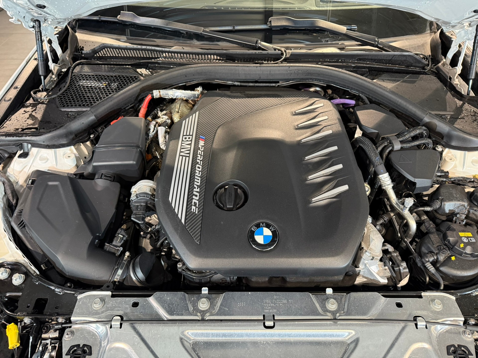 BMW M340d xDrive 48V Touring Steptronic Sport-image-29
