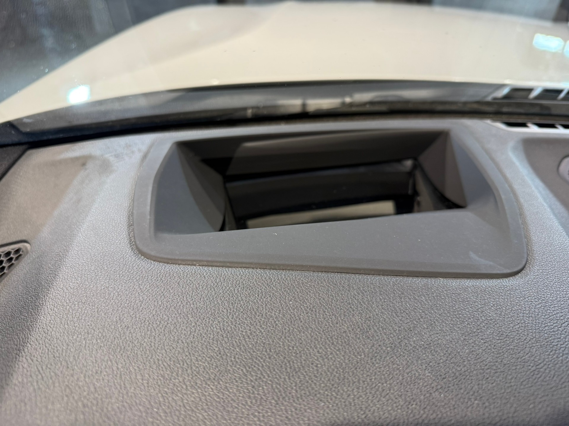 BMW M340d xDrive 48V Touring Steptronic Sport-image-26