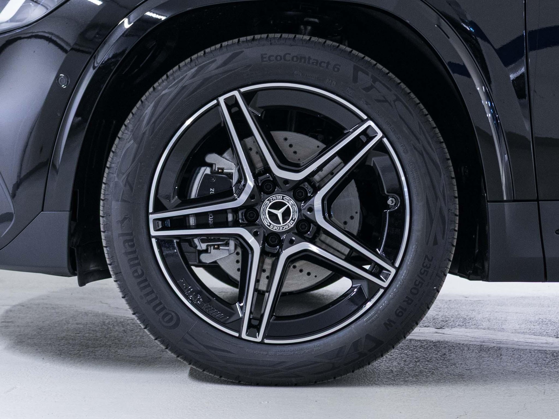 MERCEDES-BENZ GLA 200 Night Star-image-14