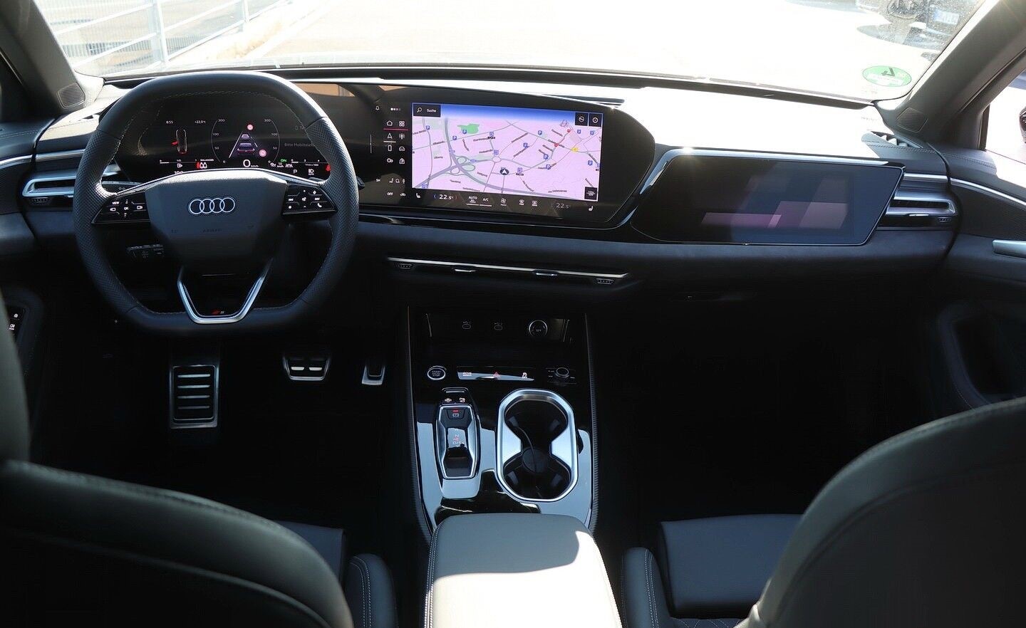 AUDI A6 Avant TDI quattro 150 kW S tronic-image-1