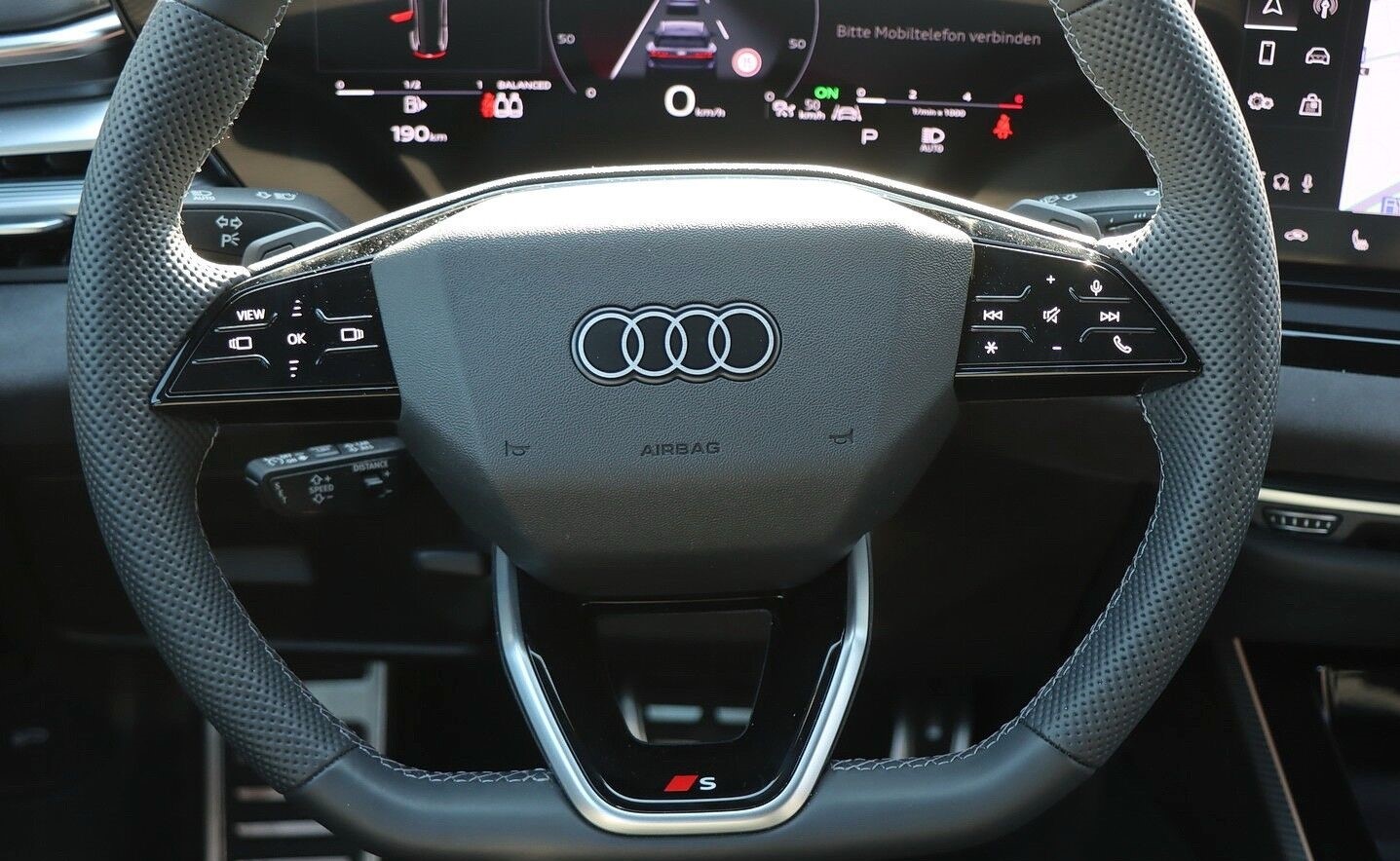 AUDI A6 Avant TDI quattro 150 kW S tronic-image-8
