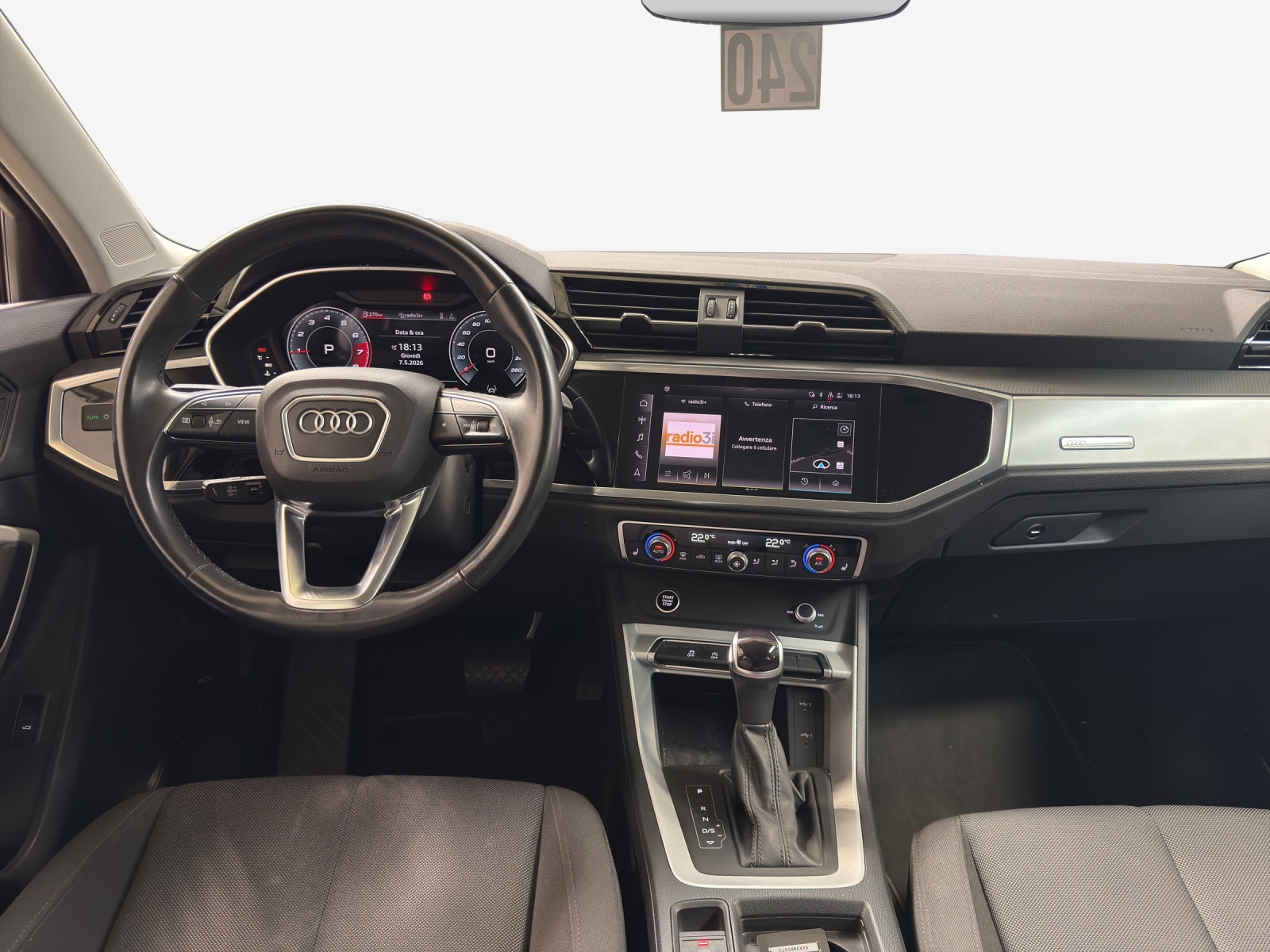 AUDI Q3 35 TFSI Attraction S-tronic-image-8