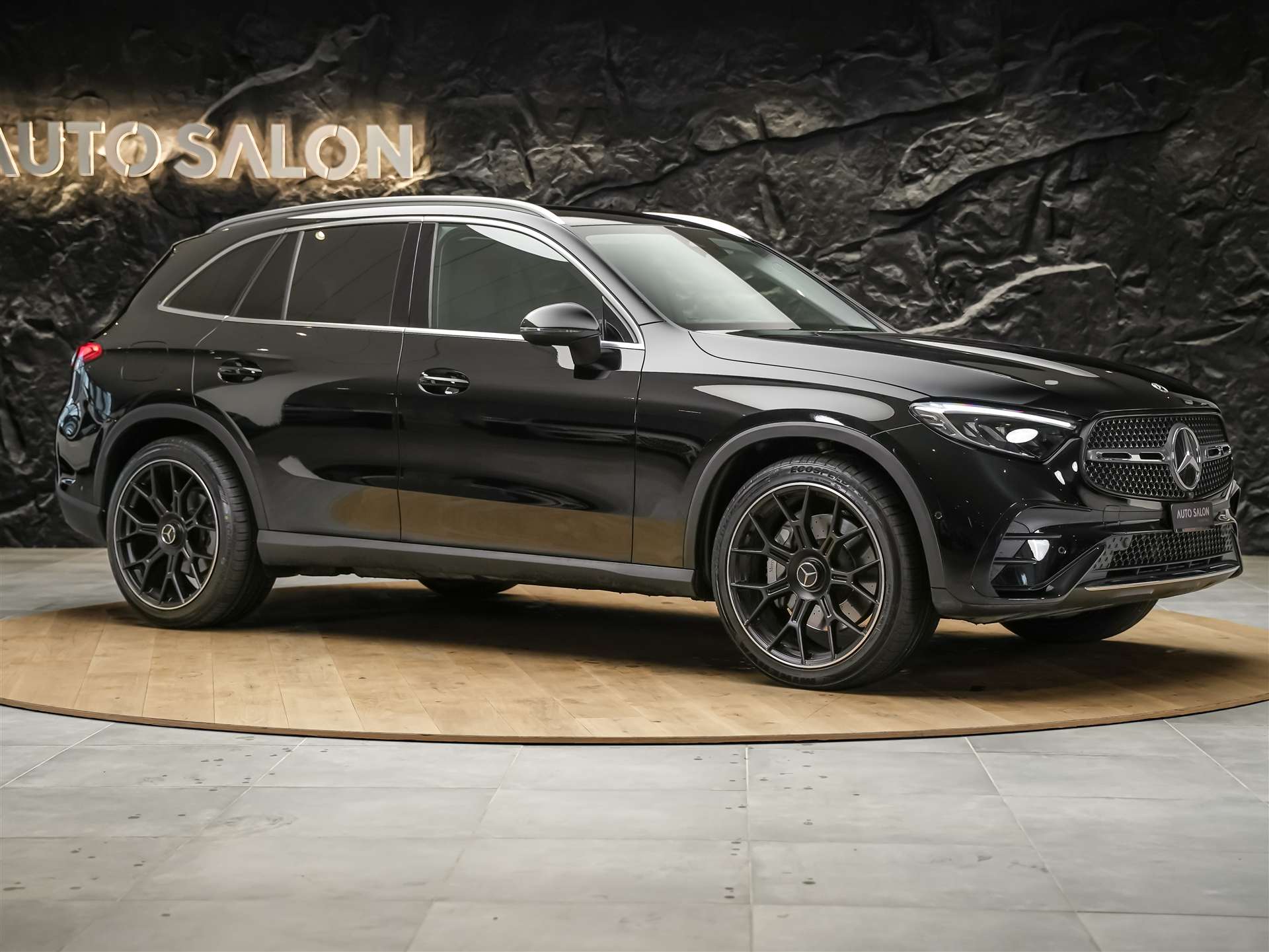 MERCEDES-BENZ GLC 220 d AMG Line 4Matic 9G-Tronic *21 Zoll*AMG Advanced Paket*Burmester*Rückfahrkamera*-image-5