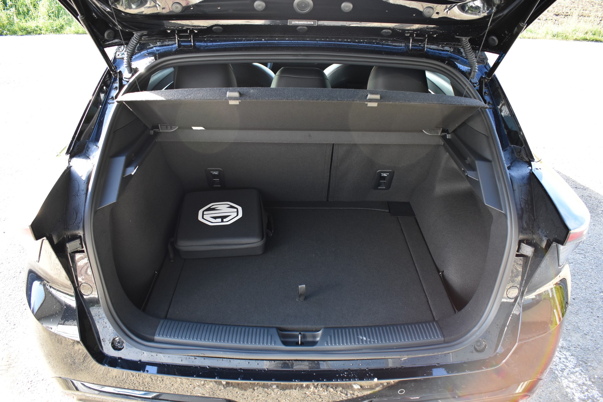MG 4 EV 64kWh Xpower AWD-image-6