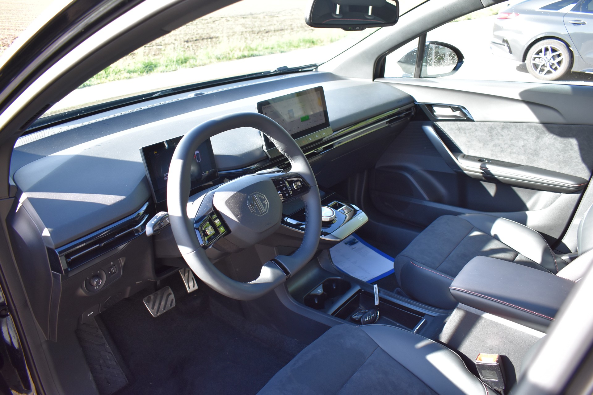 MG 4 EV 64kWh Xpower AWD-image-10