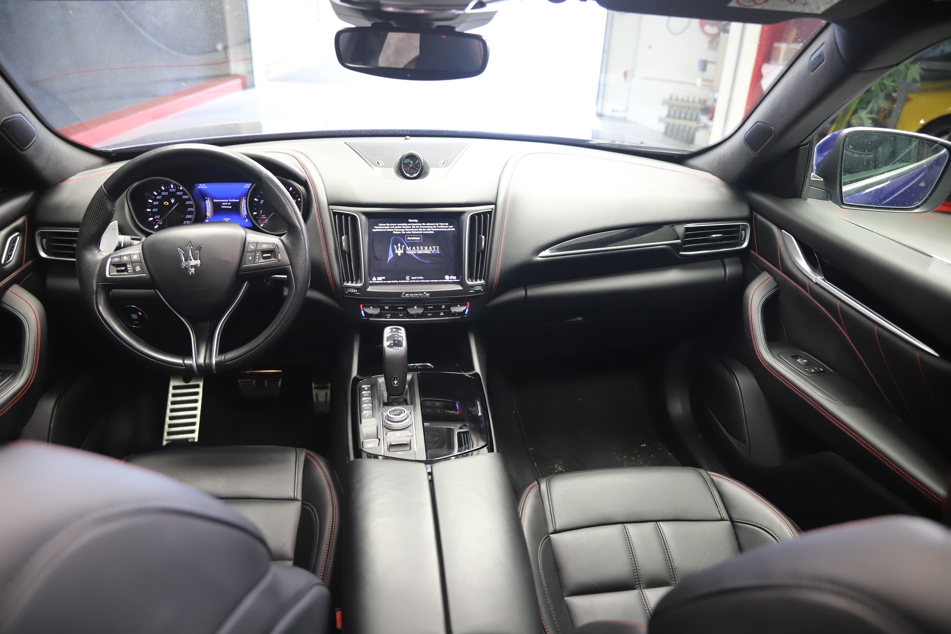 MASERATI Levante 3.0 V6 GranSport Automatica-image-7