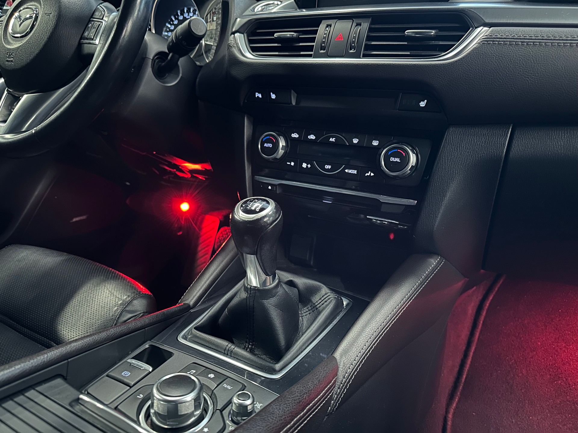MAZDA 6 Sportwagon 2.2 D 16V HP Revolution-image-18