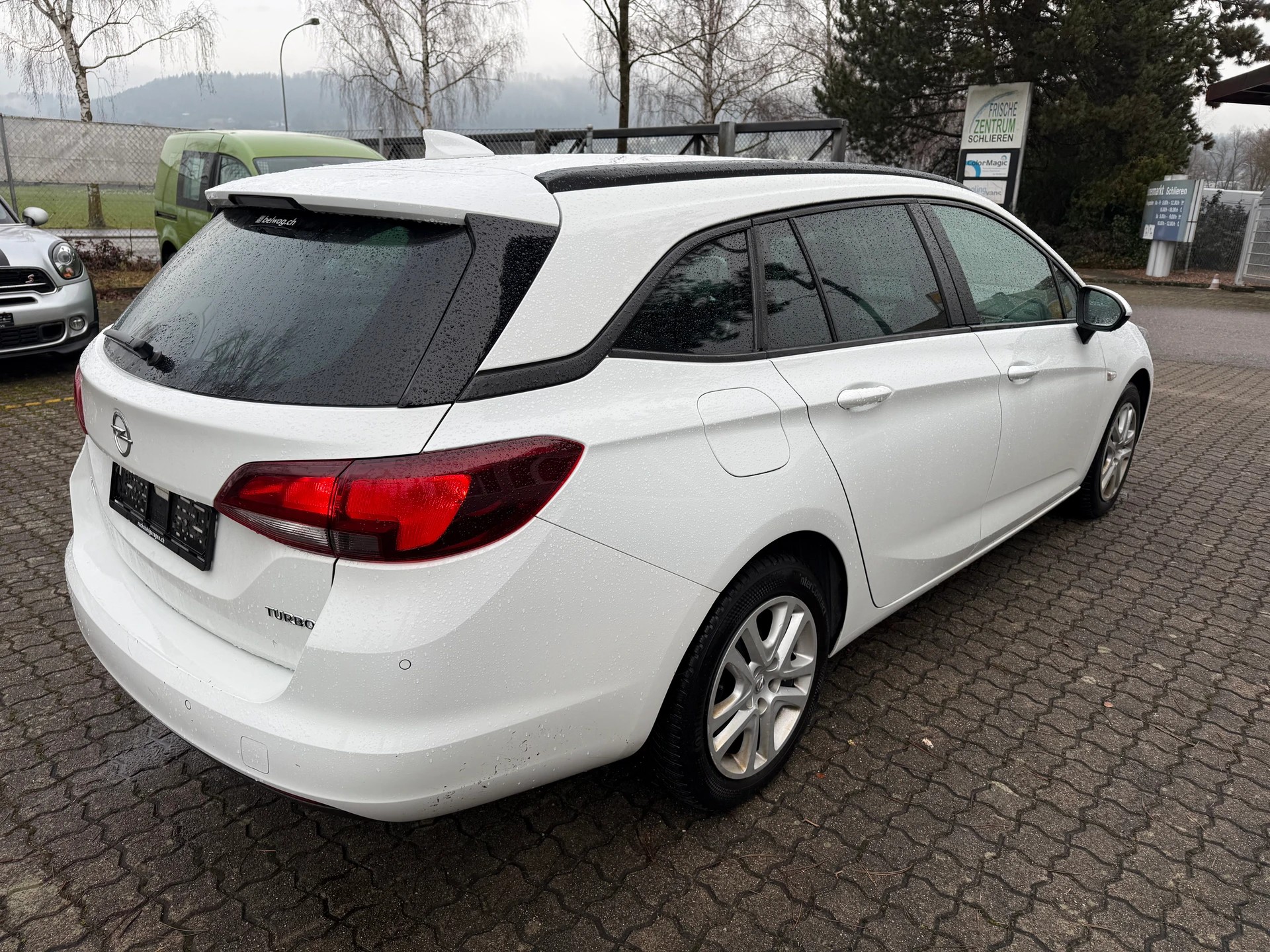 OPEL Astra Sports Tourer 1.4i Turbo Enjoy Automatic-image-4
