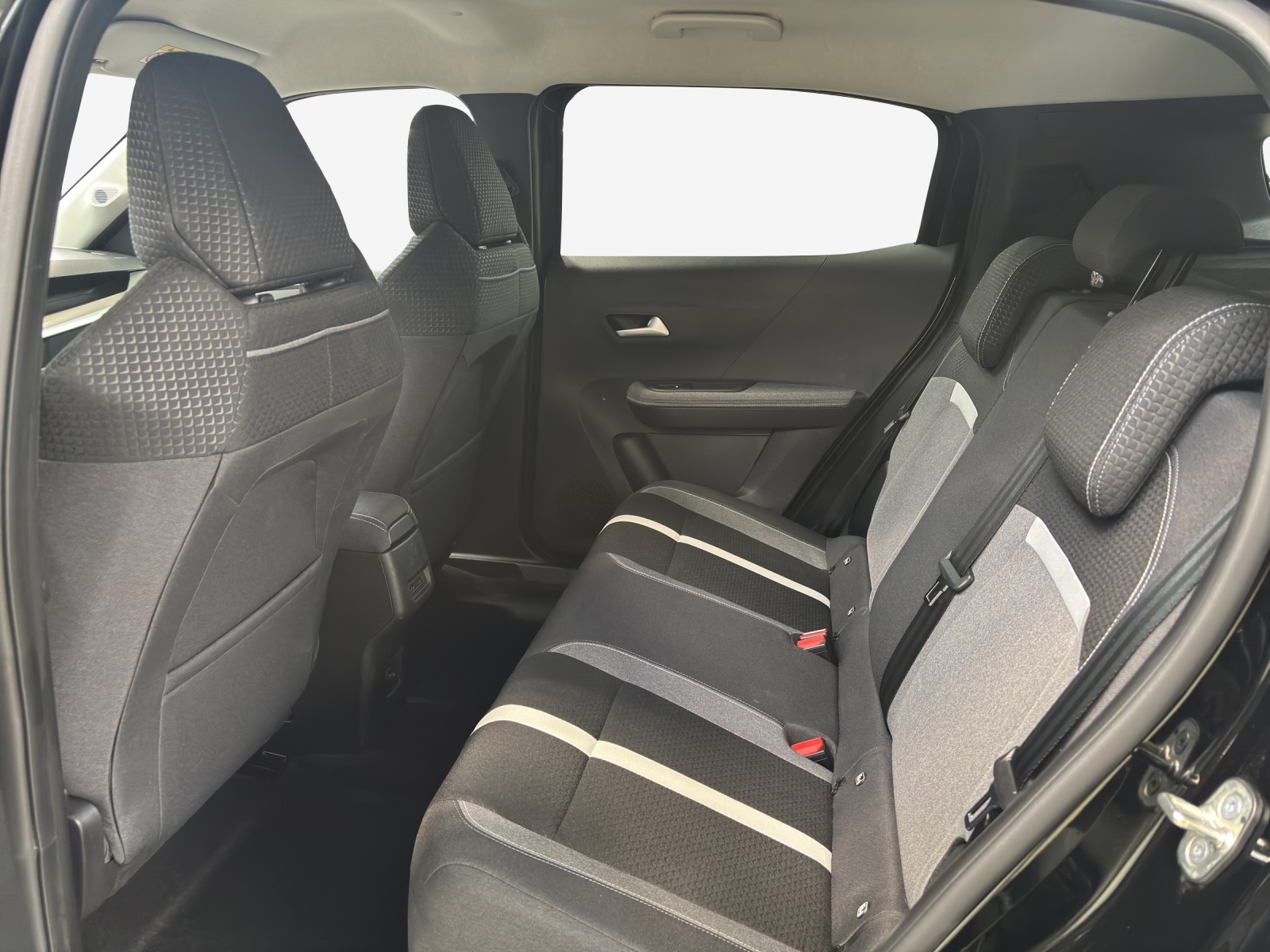 OPEL Frontera-e 54 kWh GS-image-12