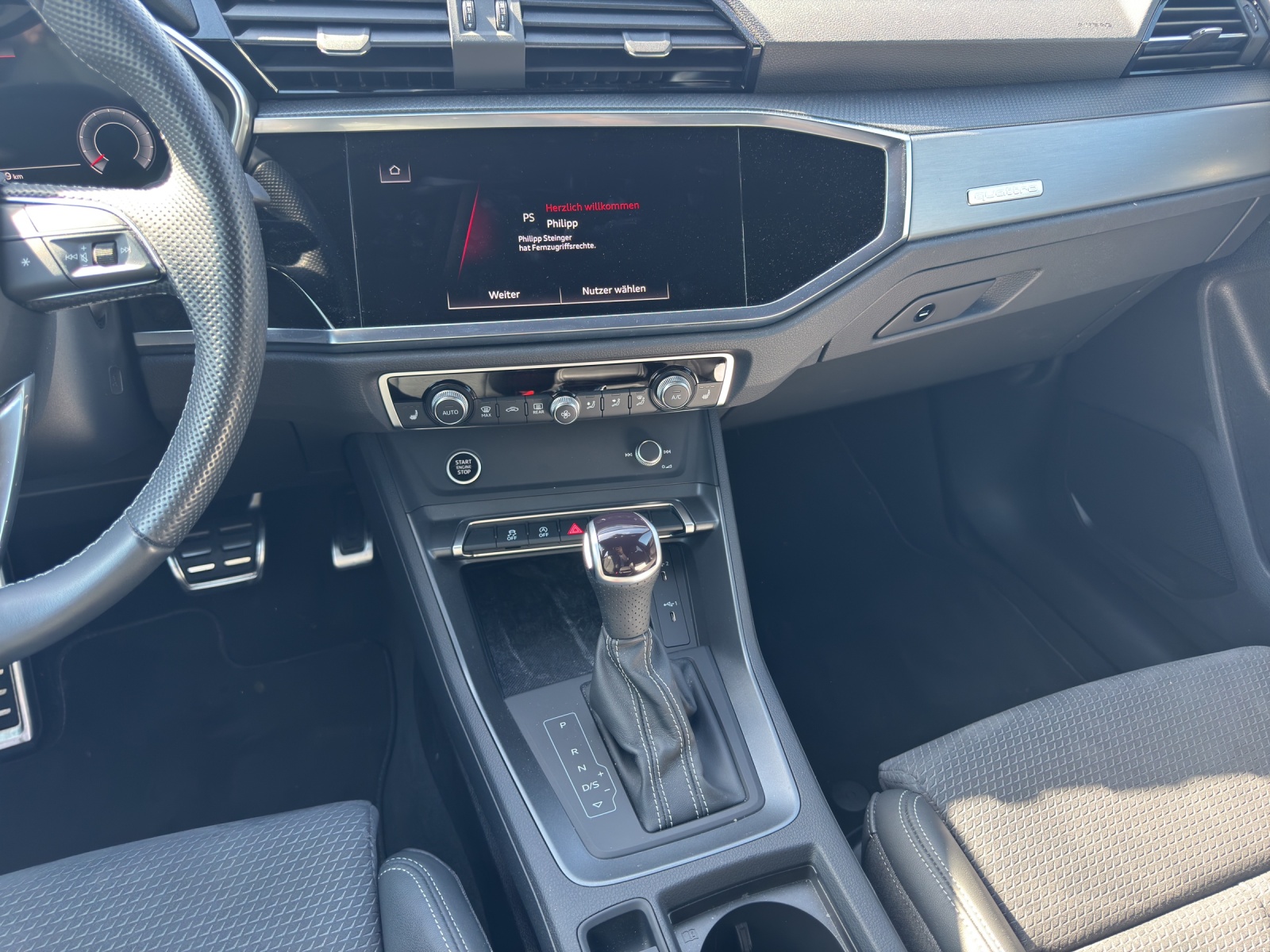 AUDI Q3 Sportback 40 TFSI S line quattro S-tronic-image-10