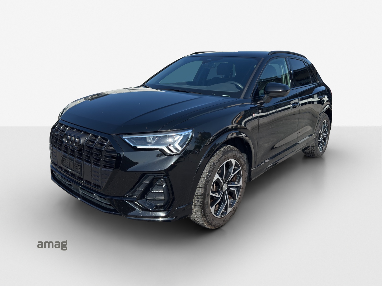 AUDI Q3 Sportback 40 TFSI S line quattro S-tronic-image-0