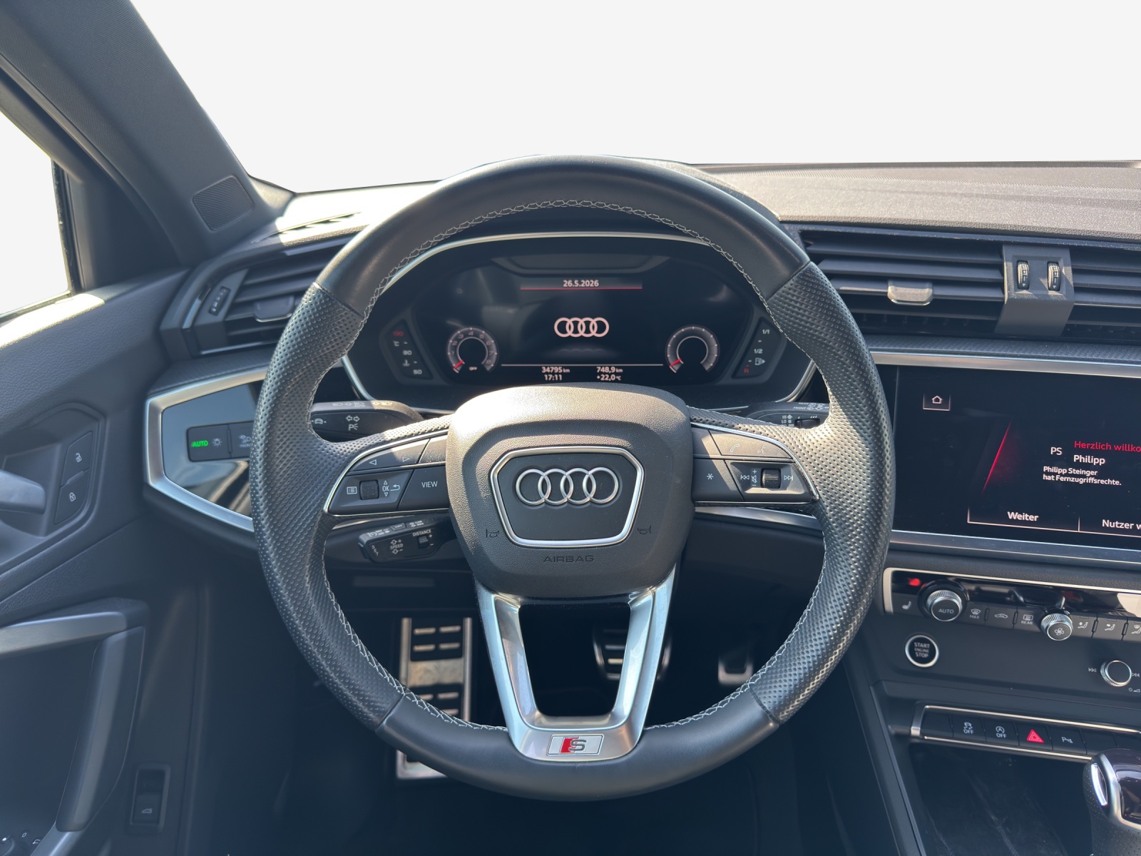 AUDI Q3 Sportback 40 TFSI S line quattro S-tronic-image-9