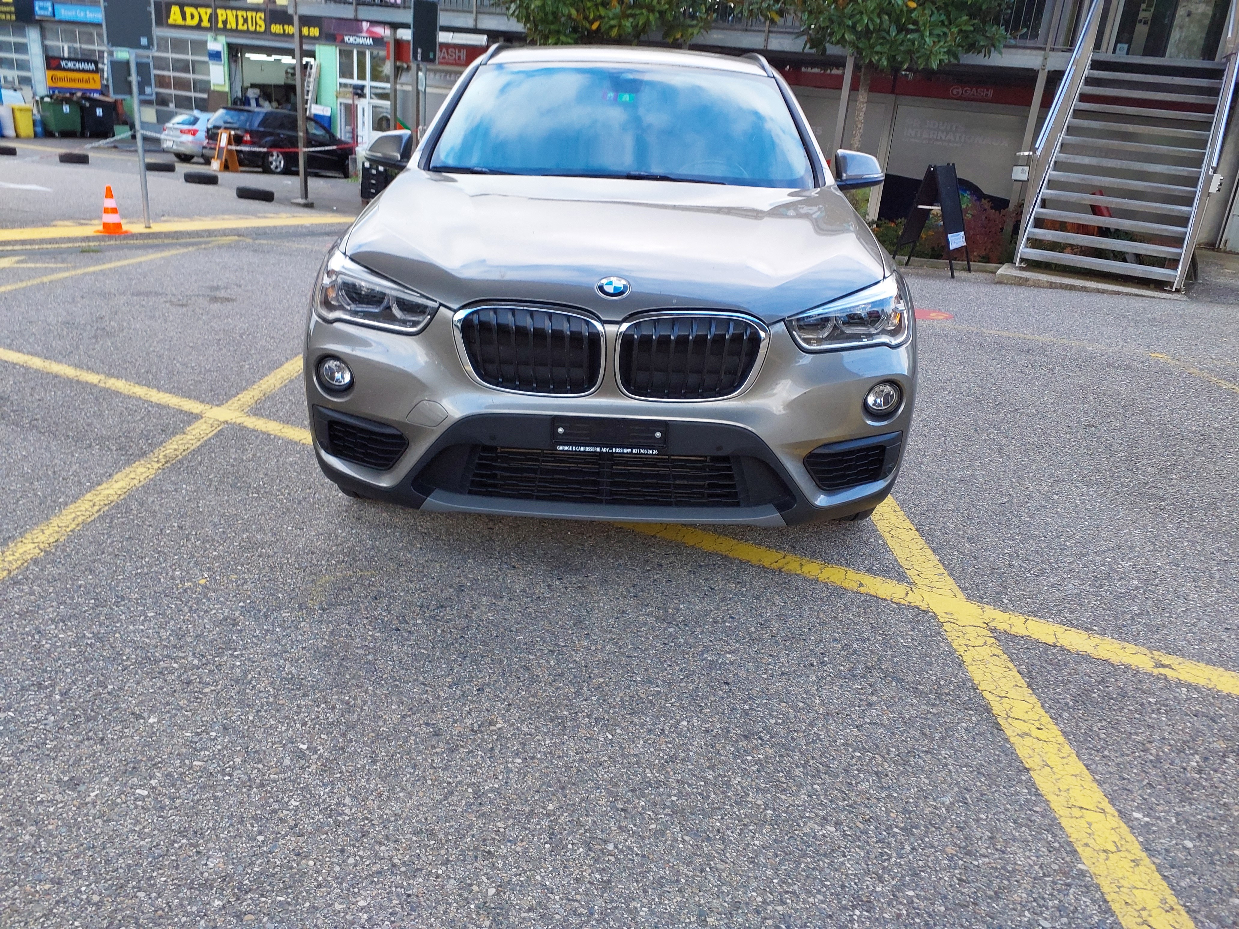 Car photo