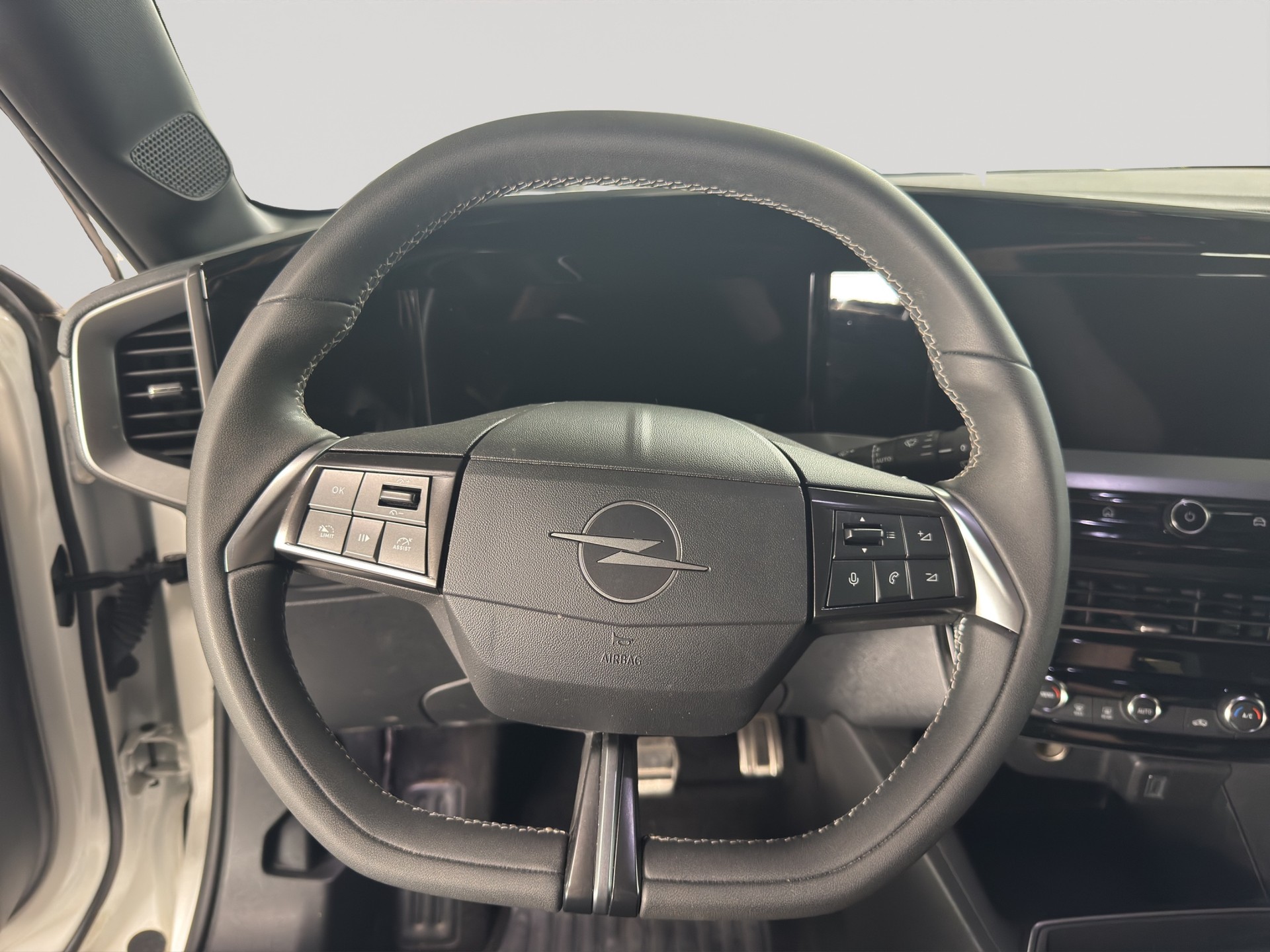 OPEL Mokka 1.2 Direct Injection Turbo GS Bi-Color Aut.-image-9