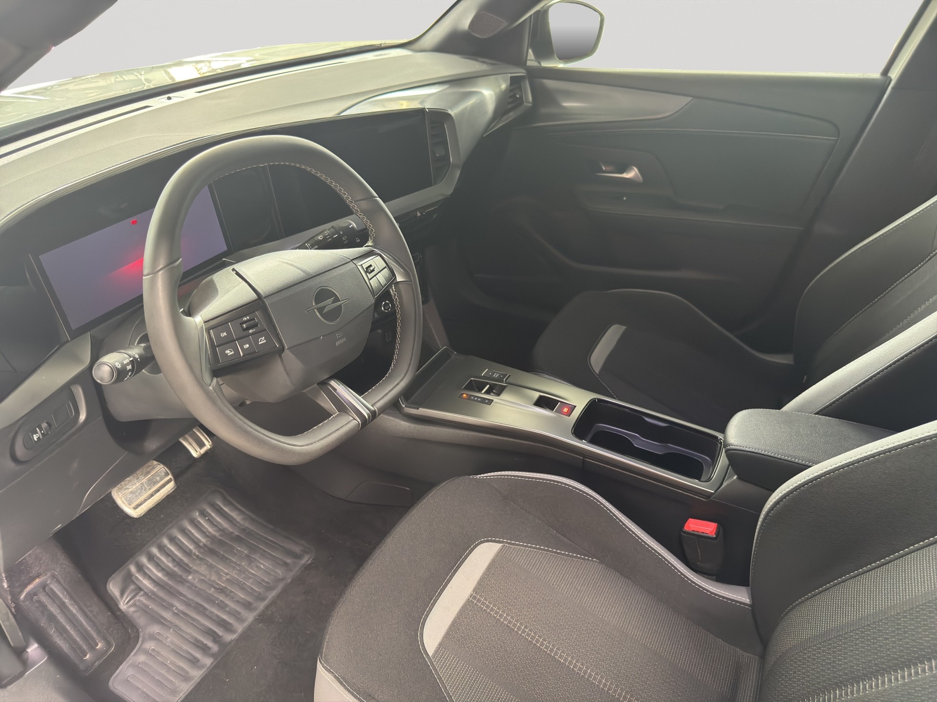 OPEL Mokka 1.2 Direct Injection Turbo GS Bi-Color Aut.-image-6
