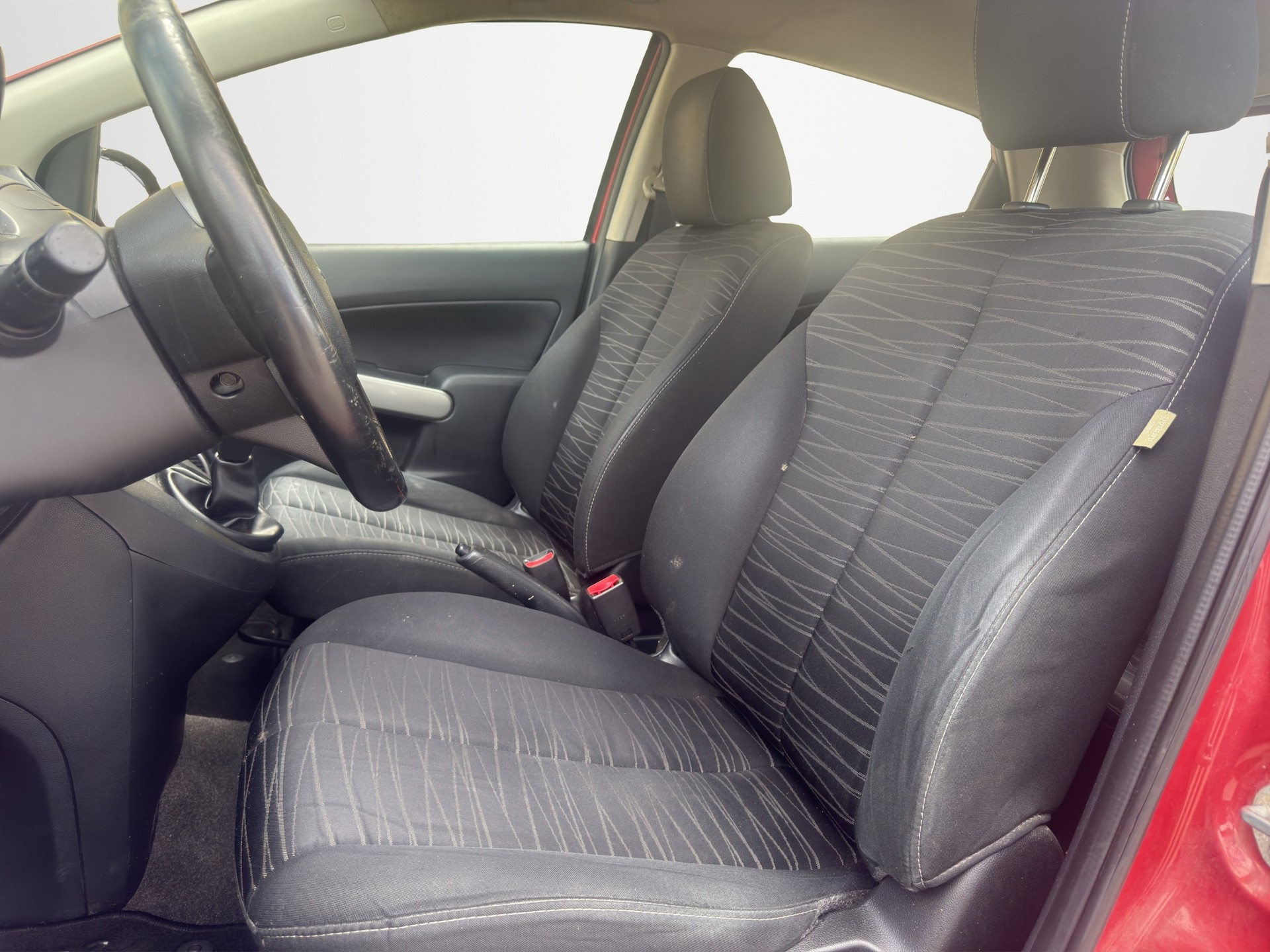 MAZDA 2 1.3i 16V Exclusive-image-9