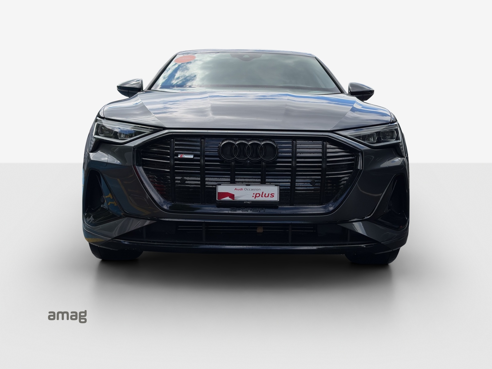 AUDI e-tron 55 Sportback S Line quattro-image-6
