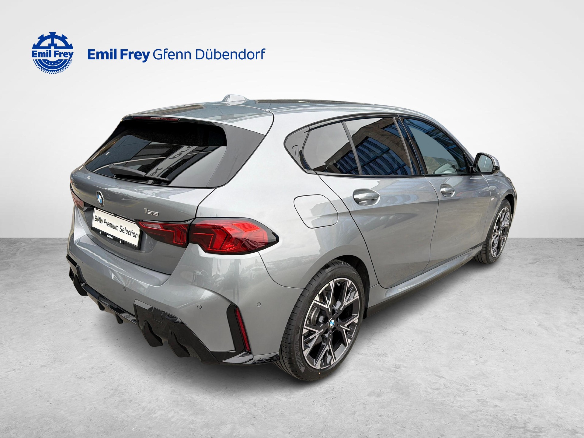 BMW 123 xDrive-image-1