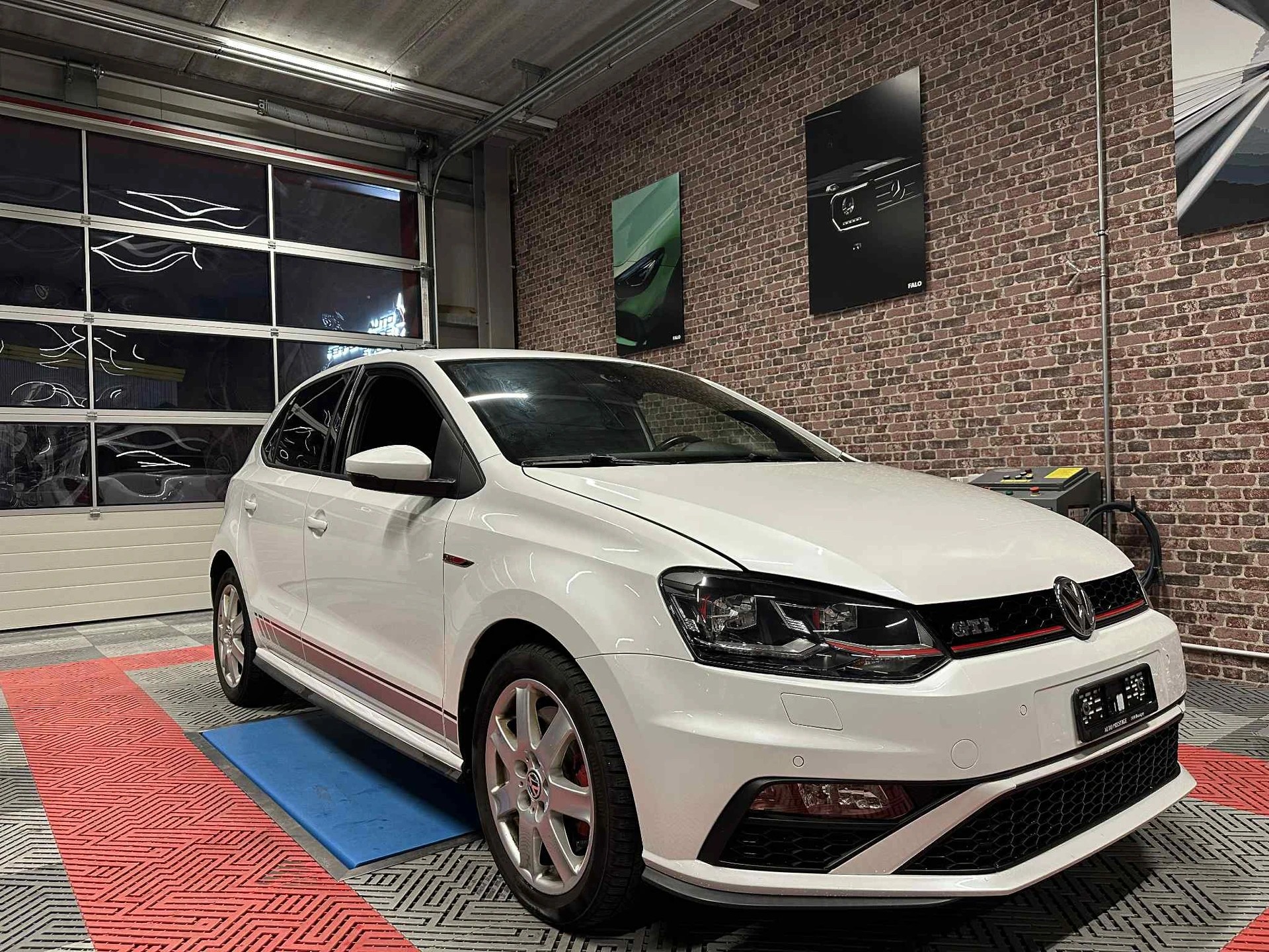 VW Polo 1.8 TSI GTI DSG-image-6