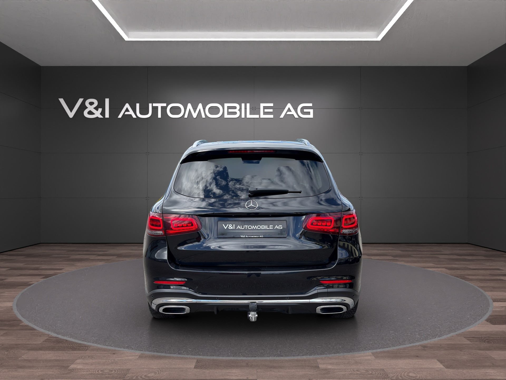 MERCEDES-BENZ GLC 300 d AMG Line 4Matic 9G-Tronic-image-5