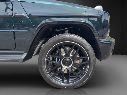 MERCEDES-BENZ G 63 AMG 9G-Tronic-image-5