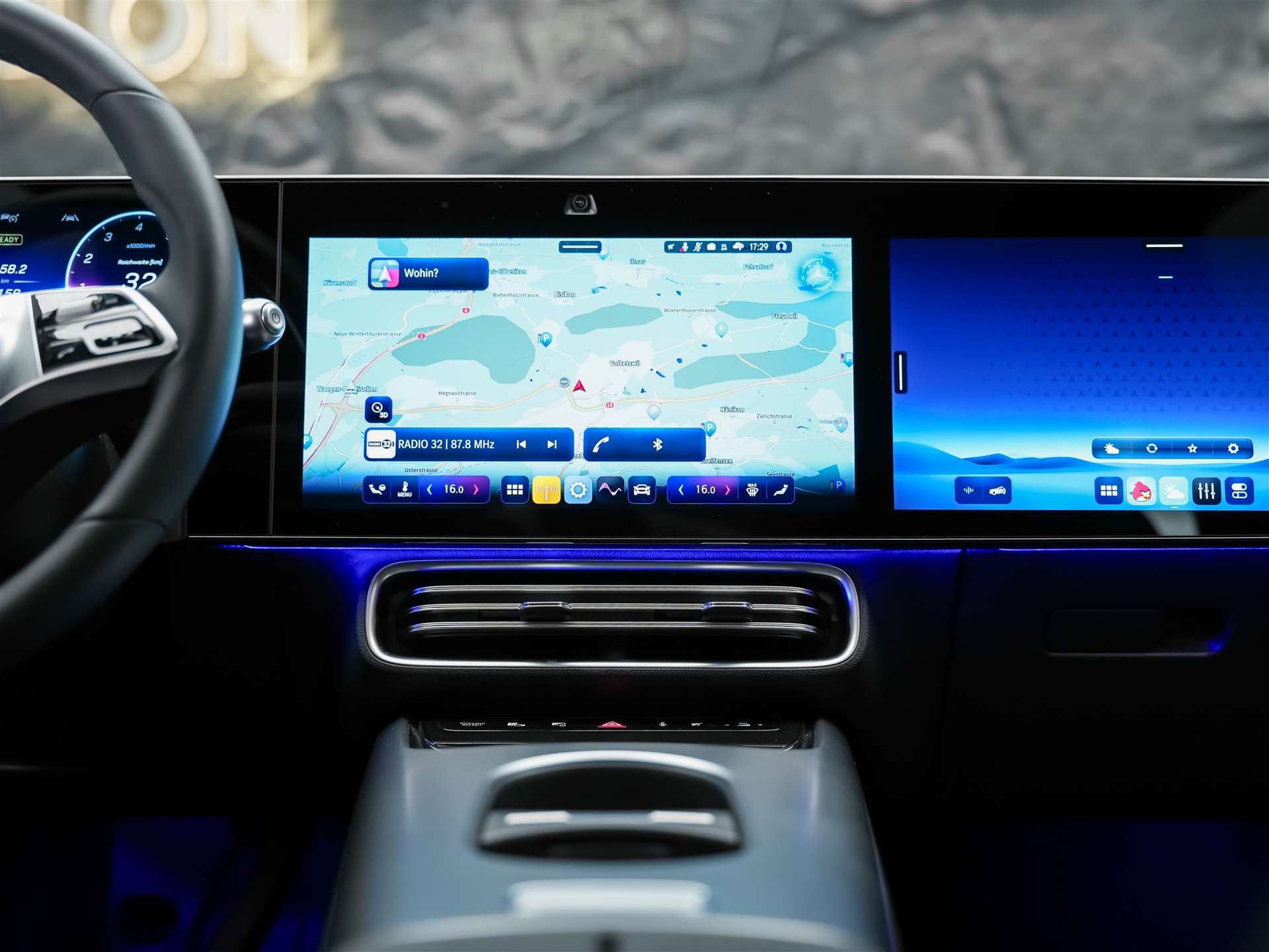MERCEDES-BENZ CLA 200 8G-DCT *NEUES MODELL*Panorama*Superscreen*Abstandsregler*-image-19
