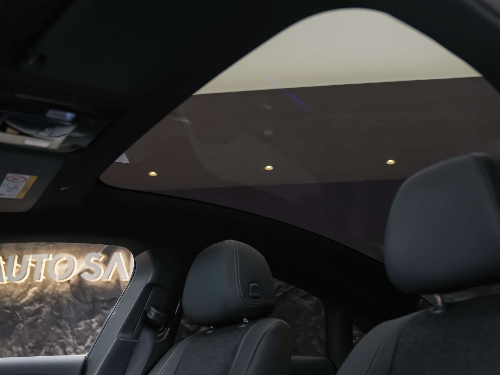 MERCEDES-BENZ CLA 200 8G-DCT *NEUES MODELL*Panorama*Superscreen*Abstandsregler*-image-11