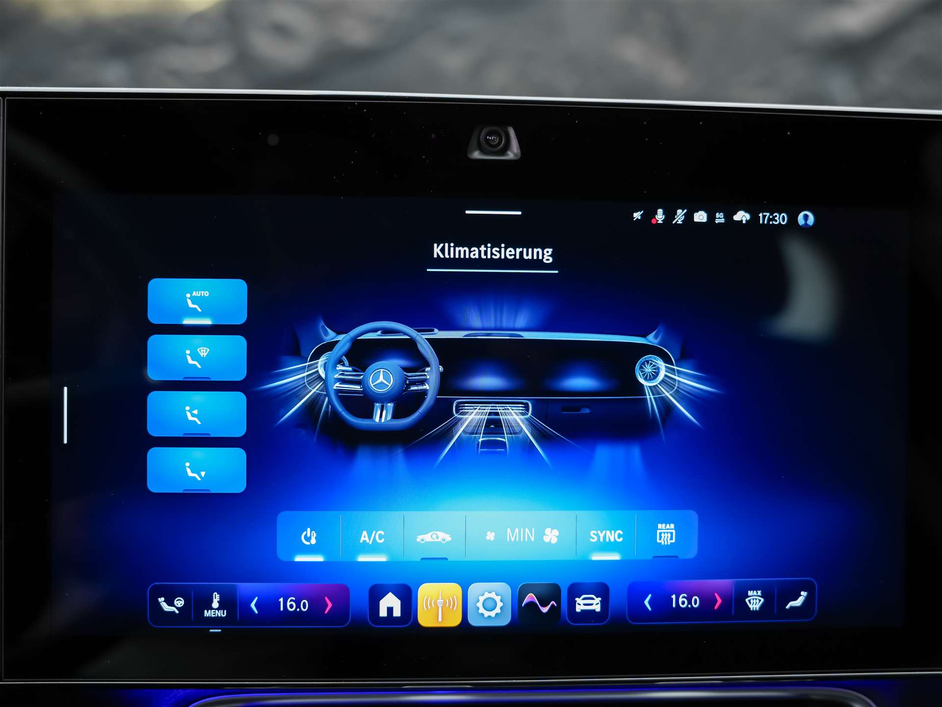 MERCEDES-BENZ CLA 200 8G-DCT *NEUES MODELL*Panorama*Superscreen*Abstandsregler*-image-30