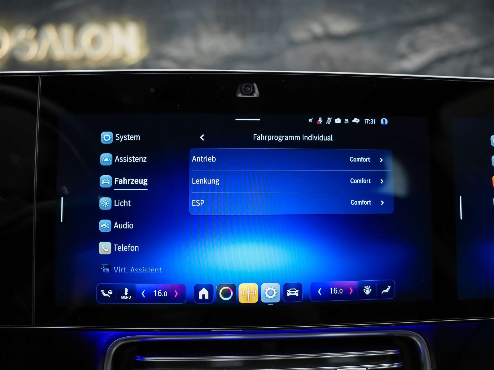 MERCEDES-BENZ CLA 200 8G-DCT *NEUES MODELL*Panorama*Superscreen*Abstandsregler*-image-36