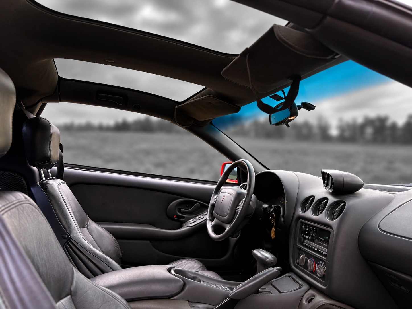 PONTIAC Firebird 5.7L V8 Trans Am-image-13