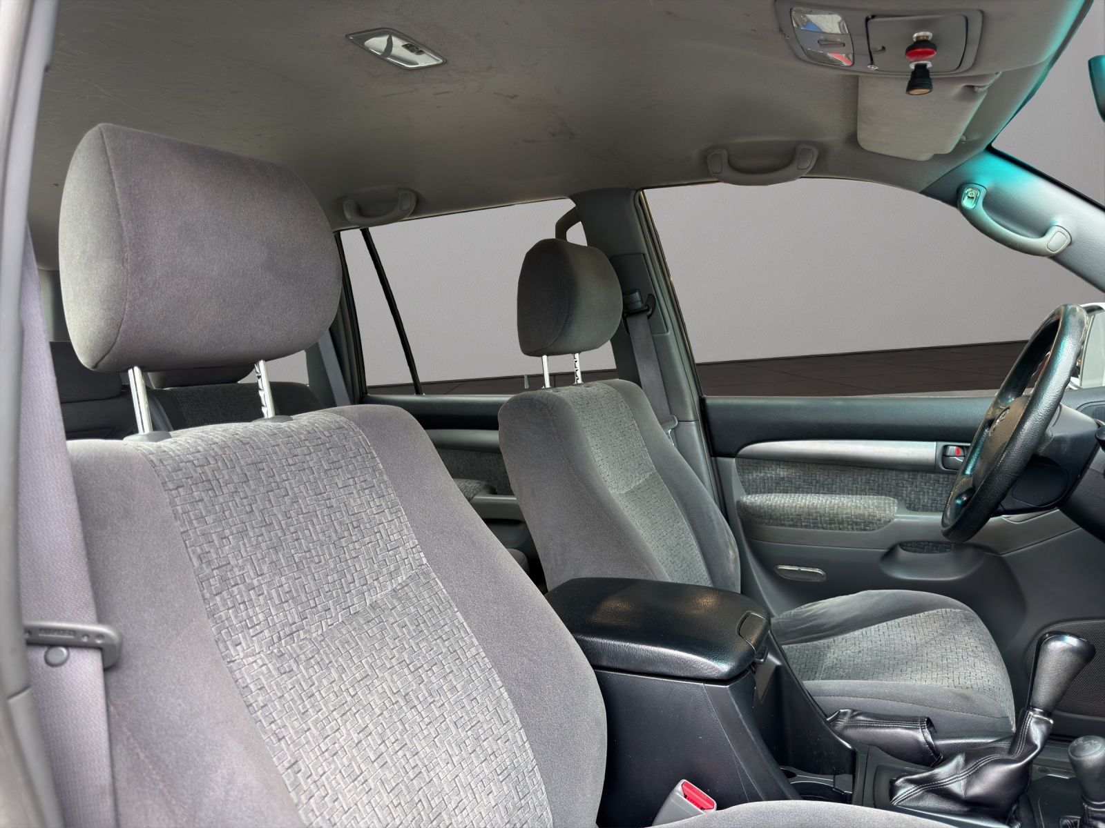 TOYOTA Land Cruiser 3.0 TD Linea Sol Executive-image-19